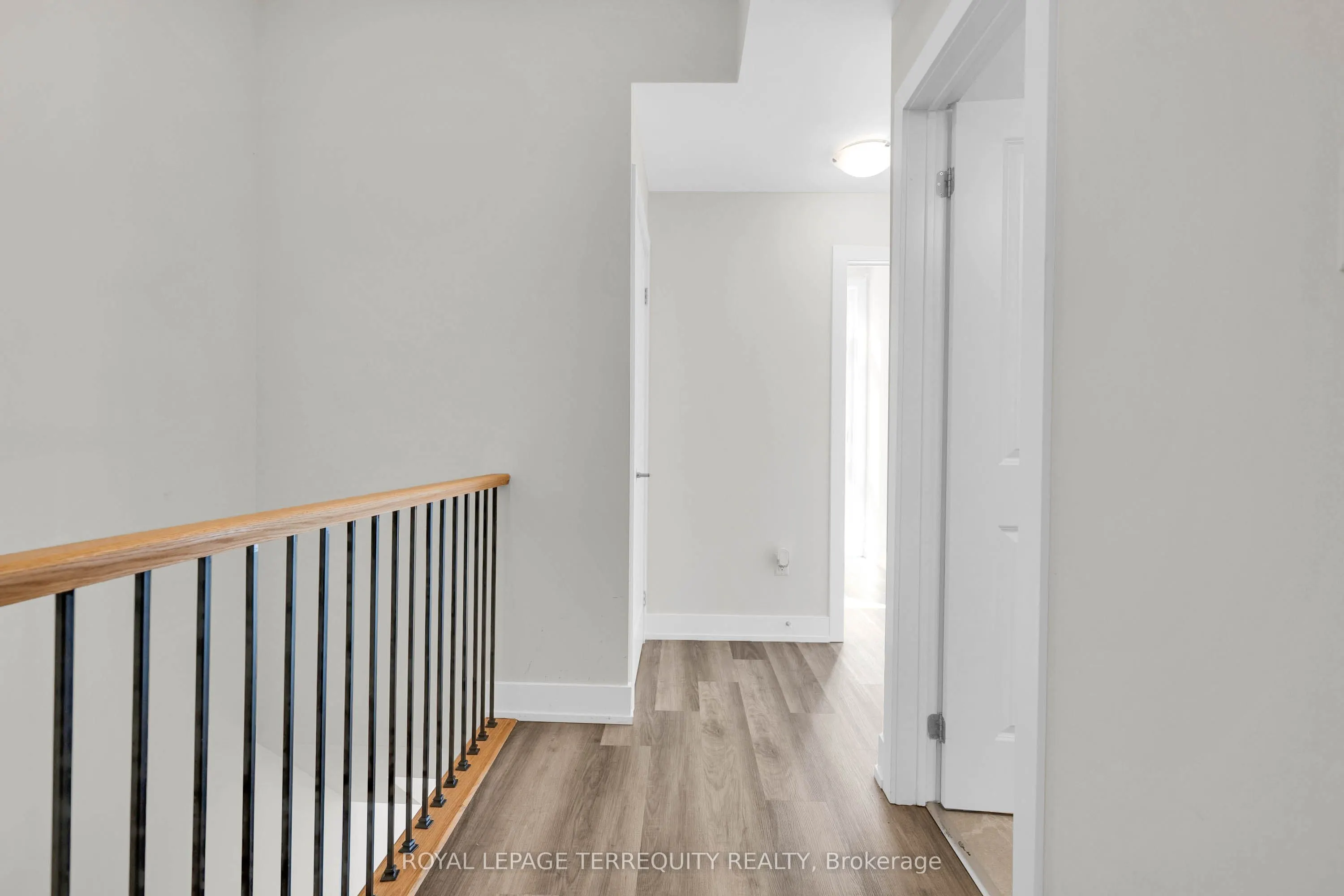 8 Sayers Lane, #17