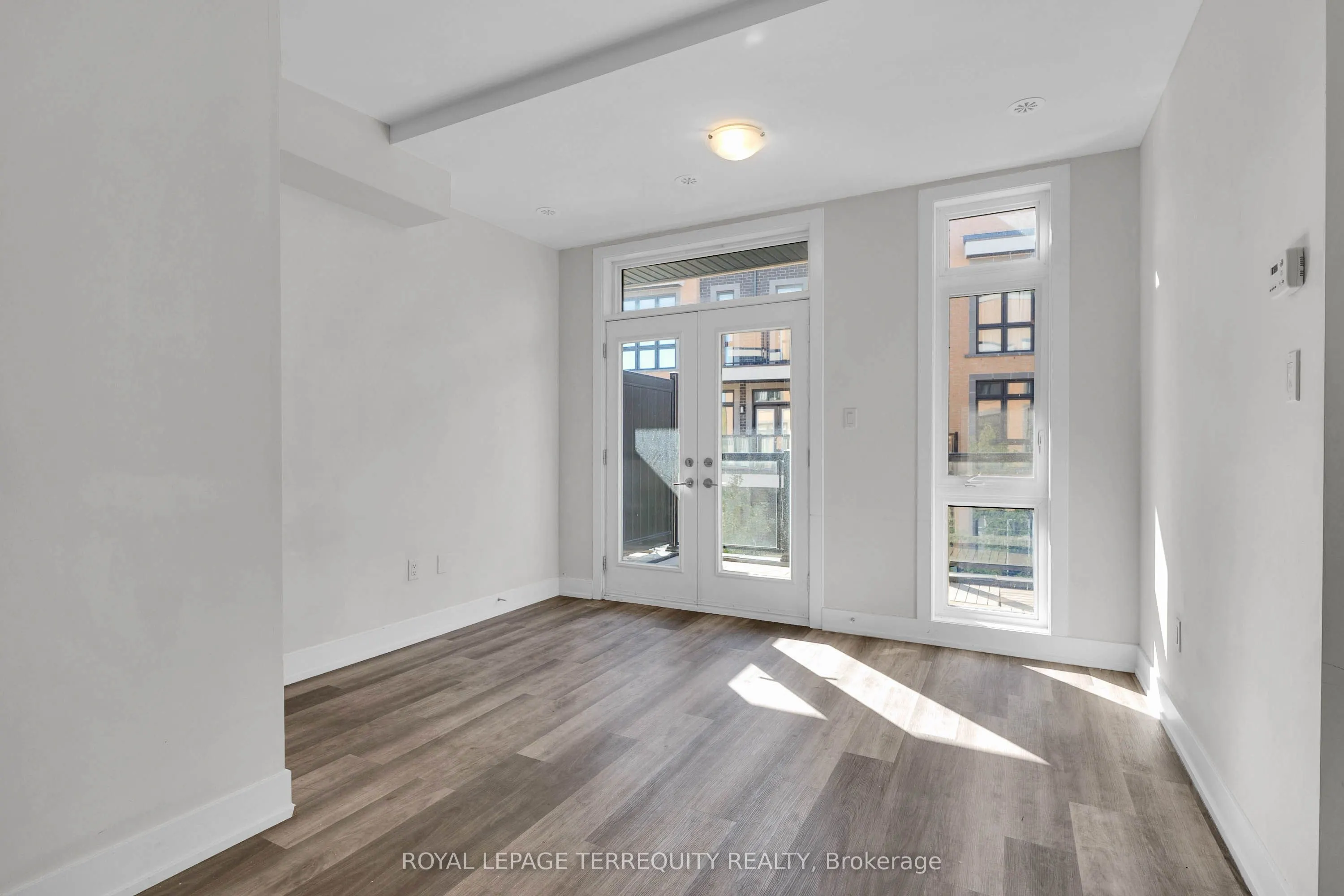 8 Sayers Lane, #17