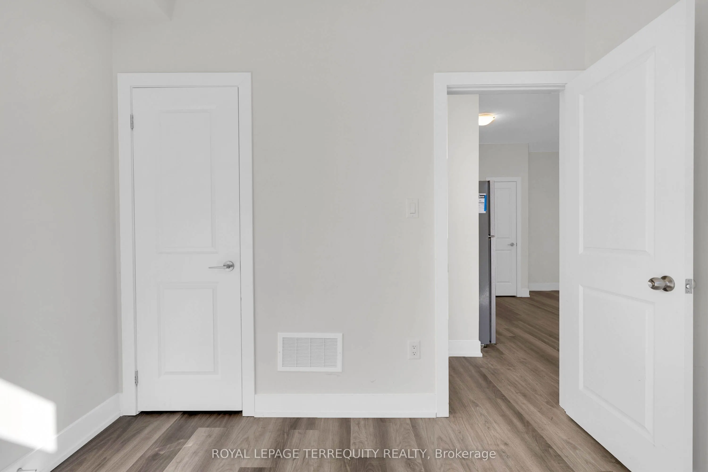 8 Sayers Lane, #17