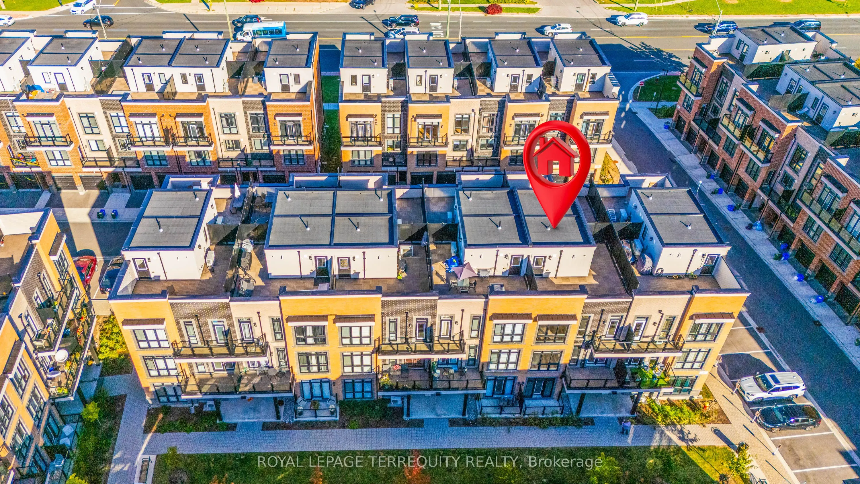 8 Sayers Lane, #17