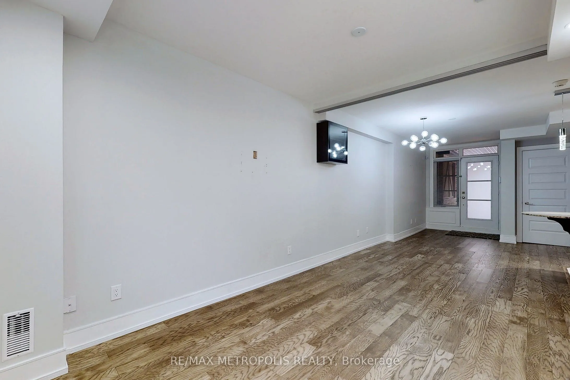 8171 Kipling Avenue, #1