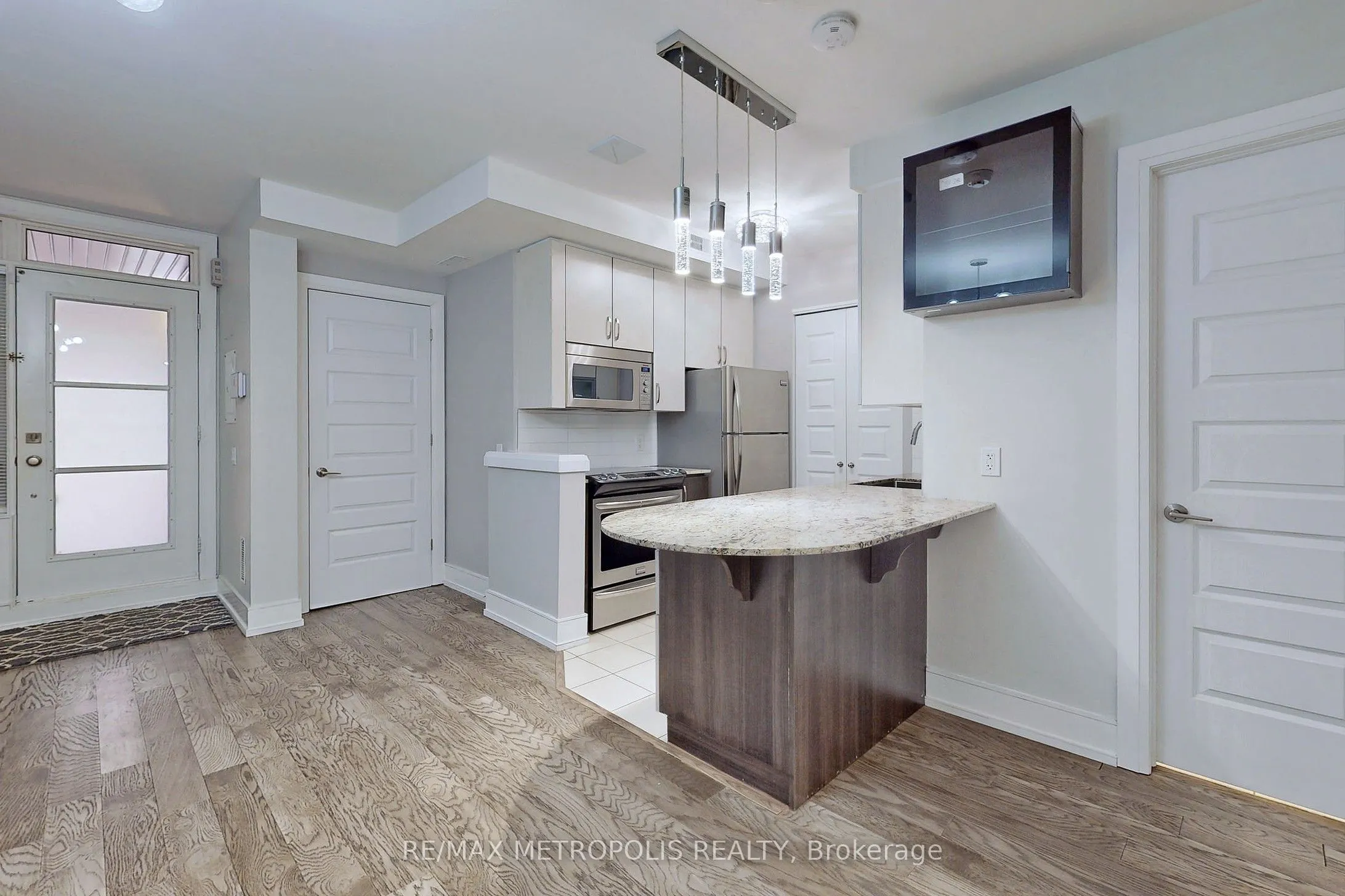 8171 Kipling Avenue, #1