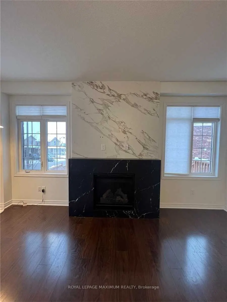 1 Janes Crescent