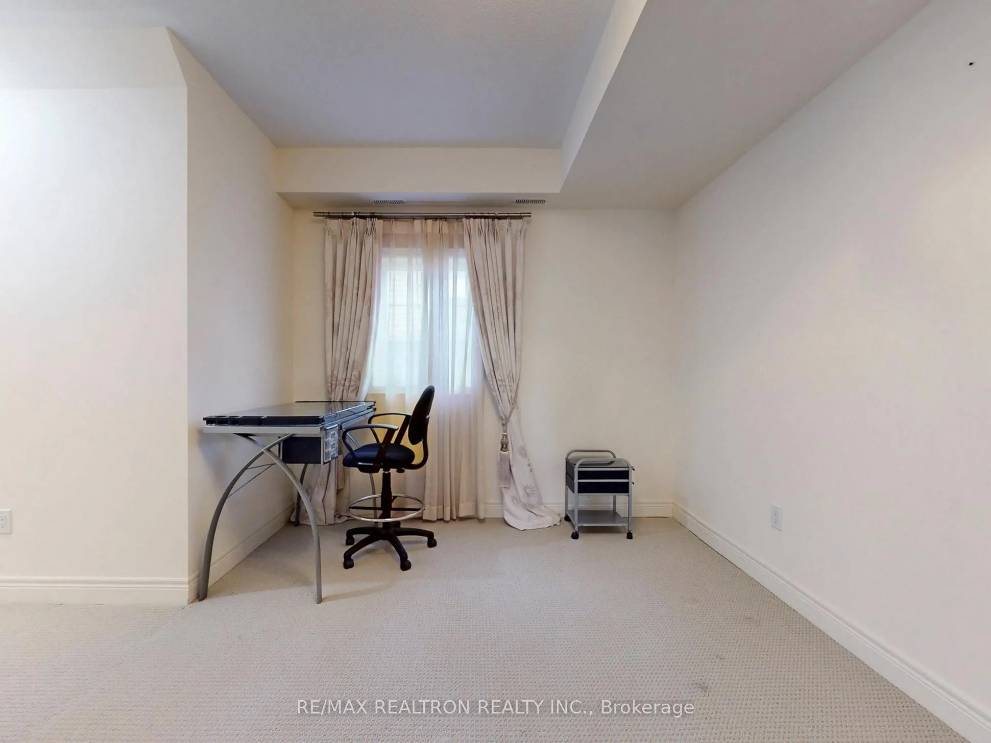 1 Conger Street