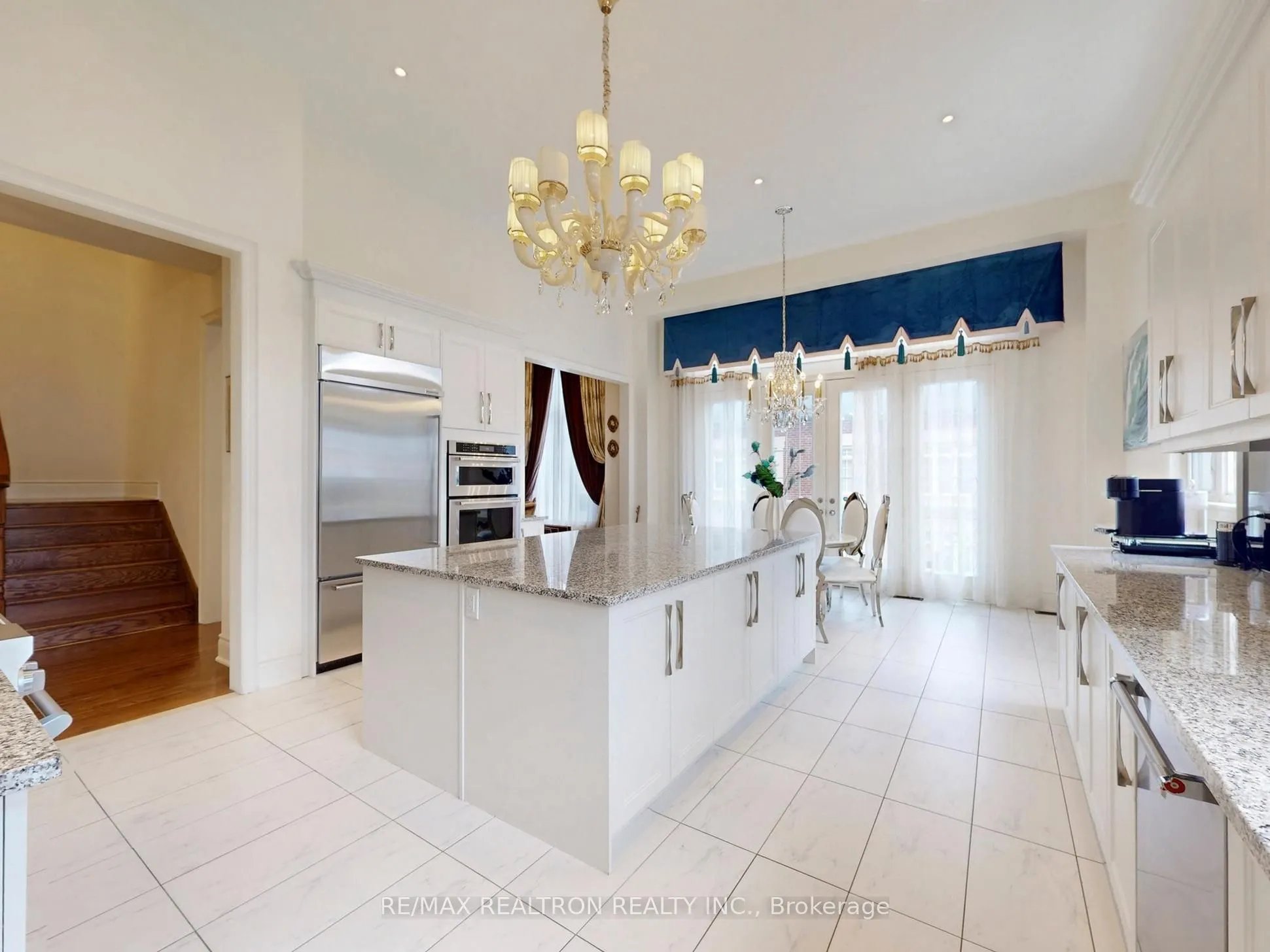 1 Conger Street