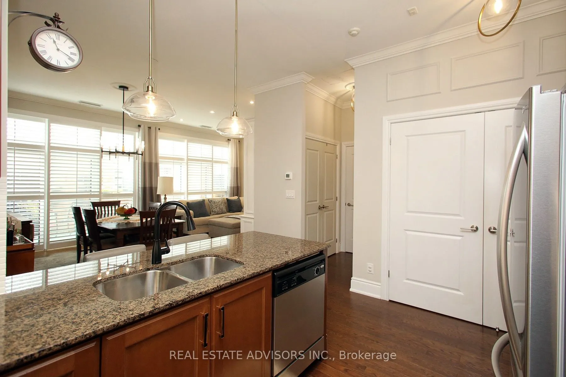 281 Woodbridge Avenue, #PH642