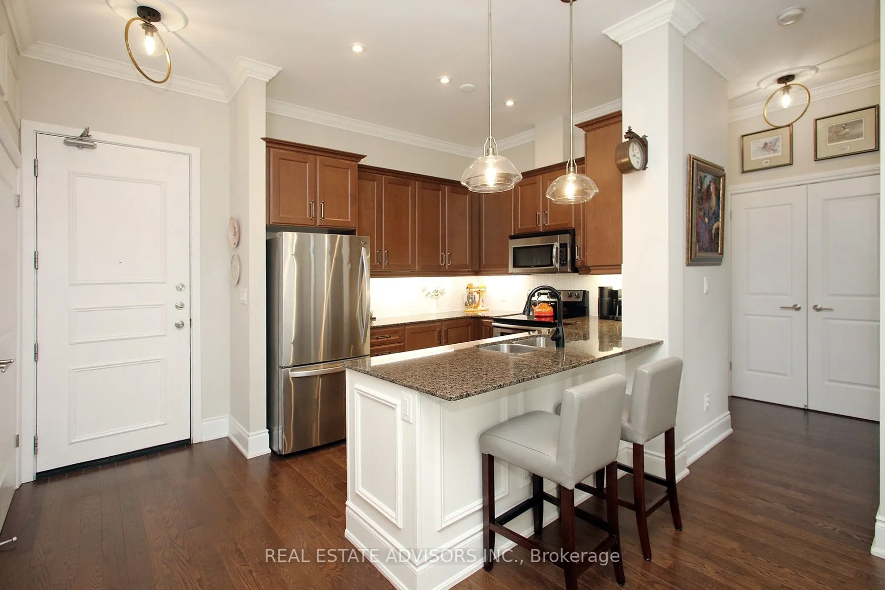 281 Woodbridge Avenue, #PH642