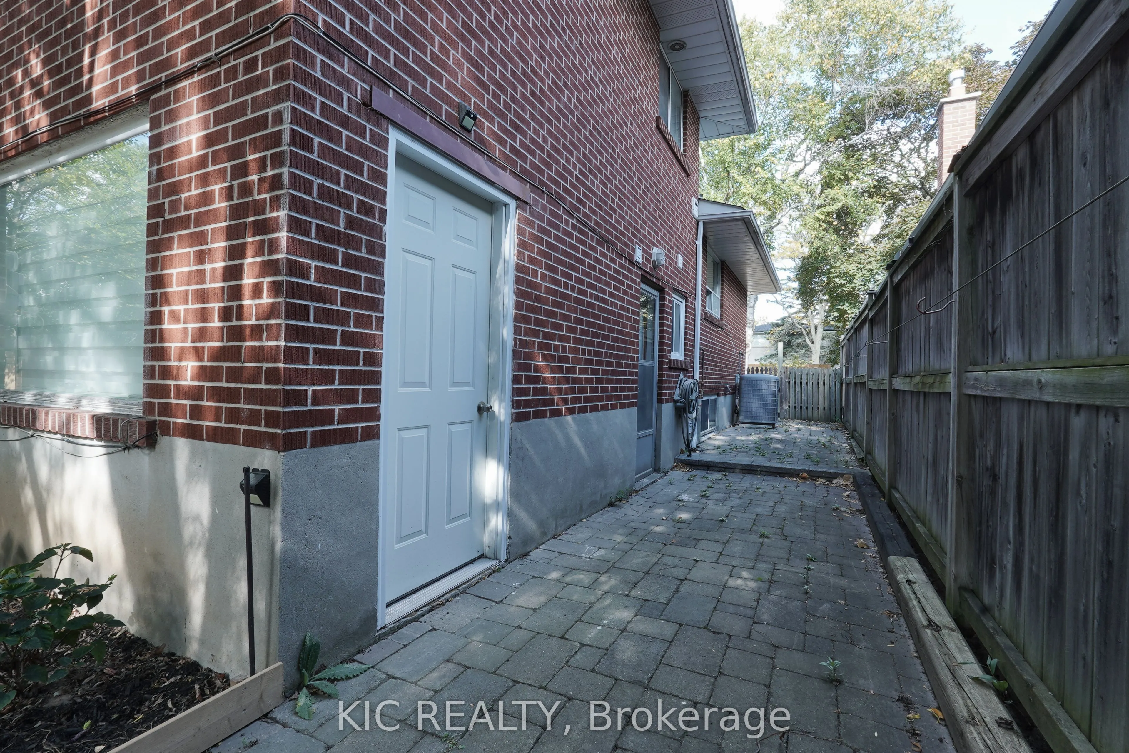 249 Tampico Road