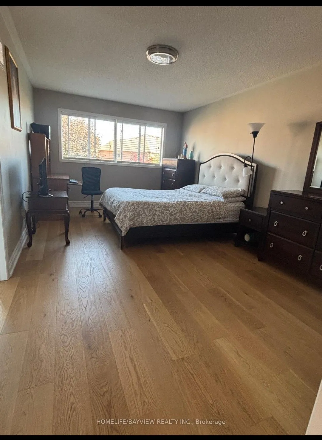 16 Selkirk Drive