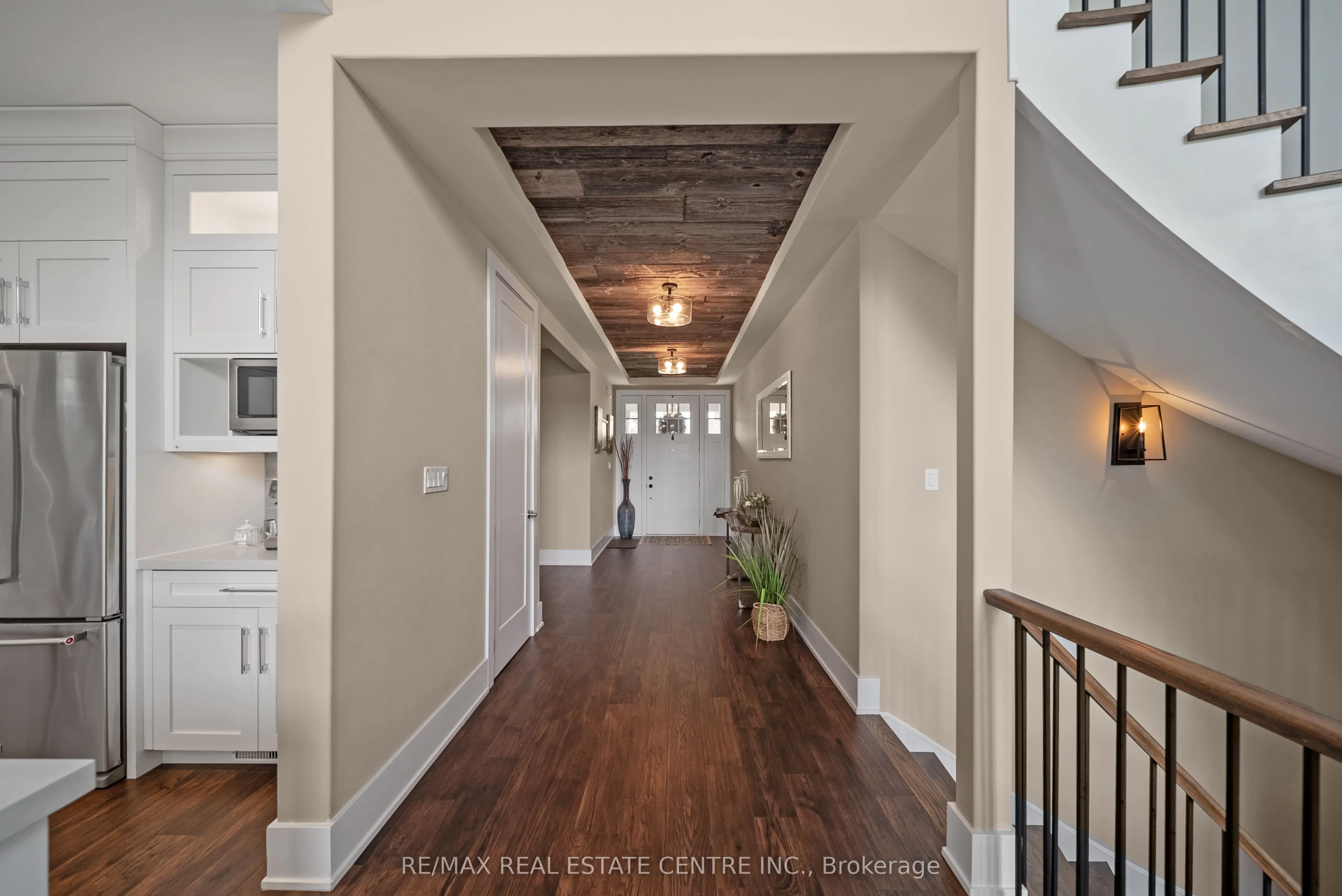 303 Sunnybrae Avenue
