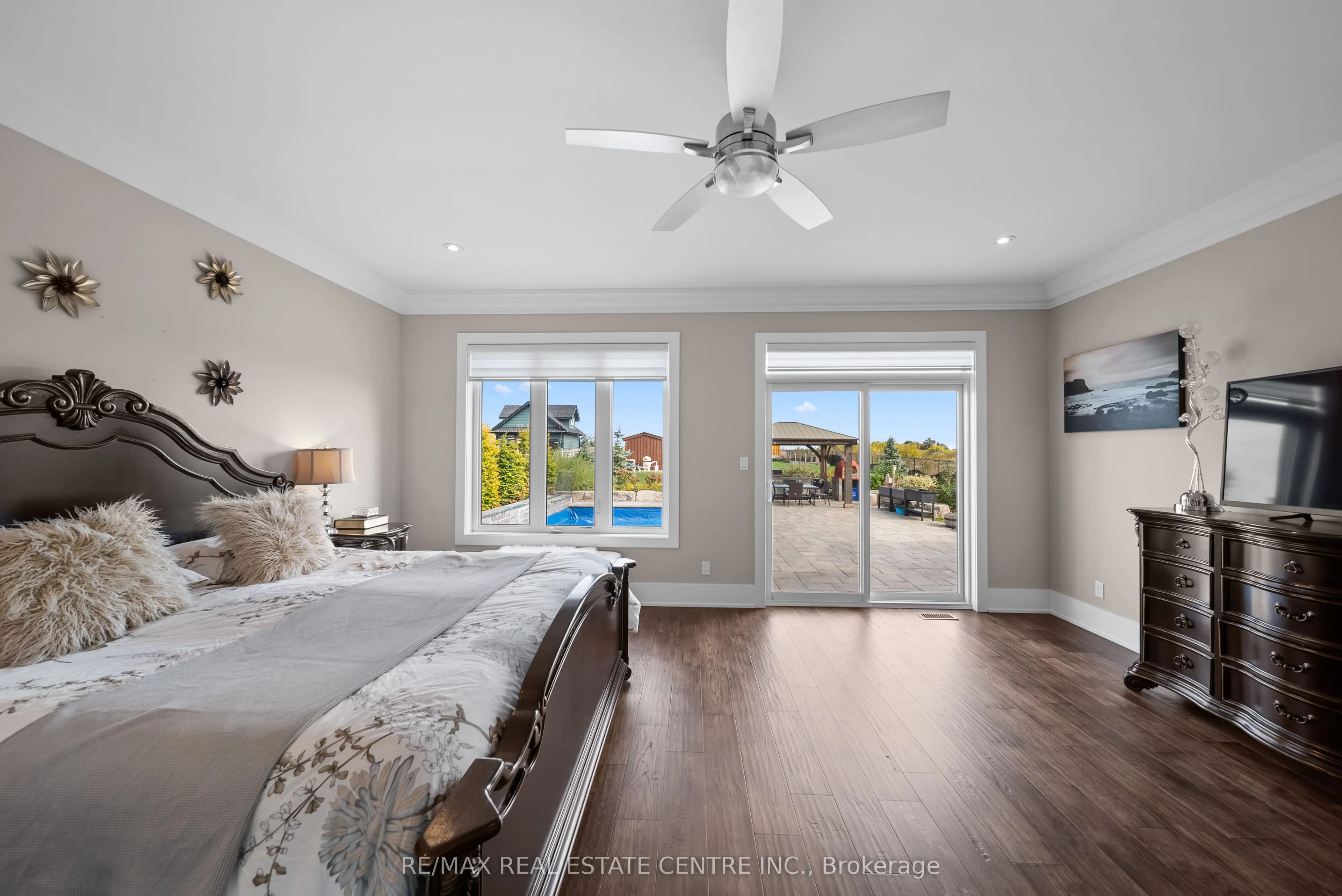 303 Sunnybrae Avenue