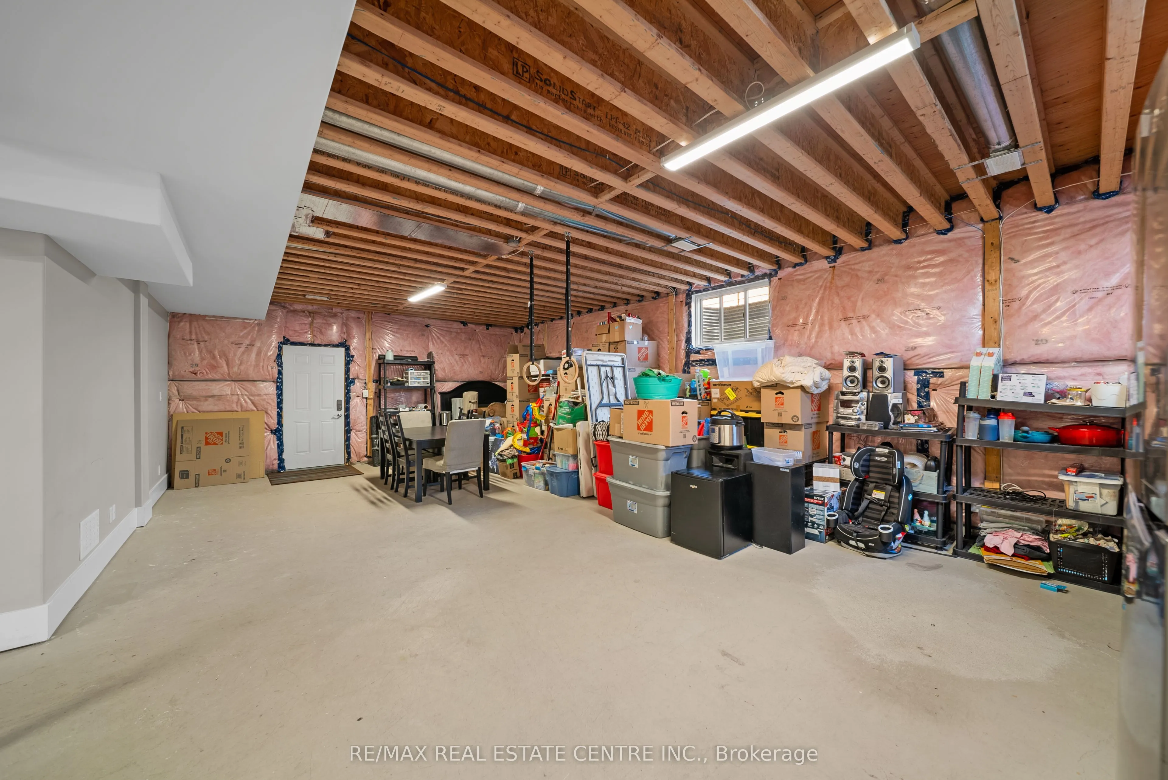 303 Sunnybrae Avenue