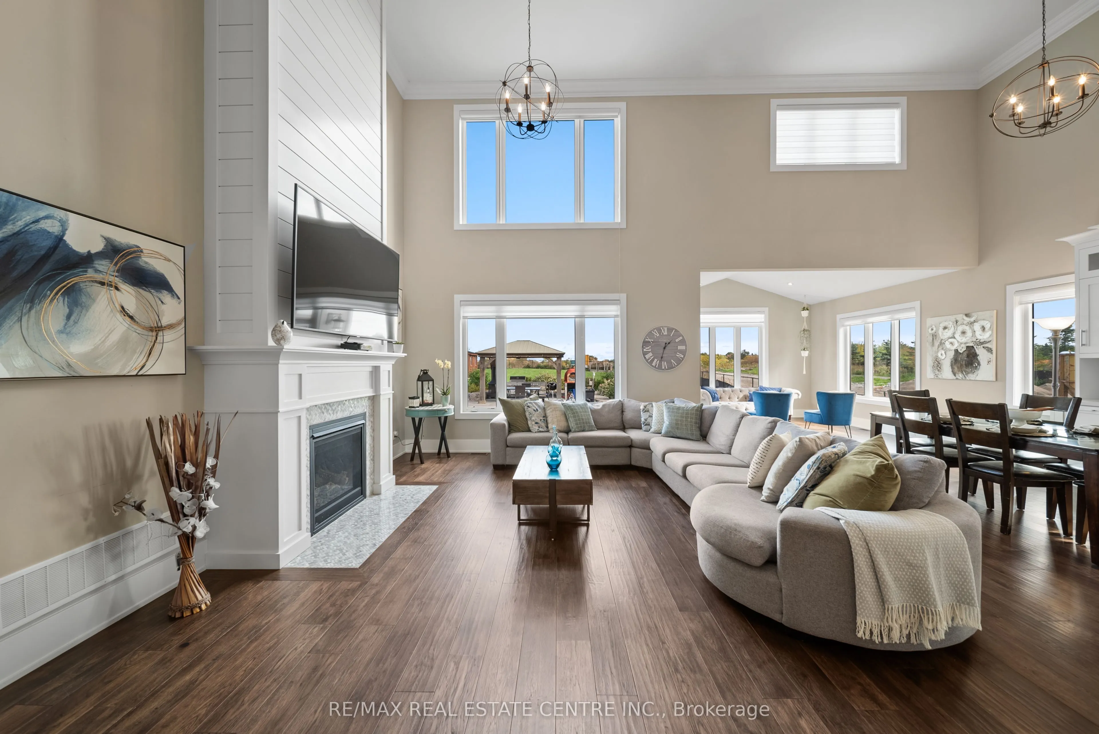 303 Sunnybrae Avenue