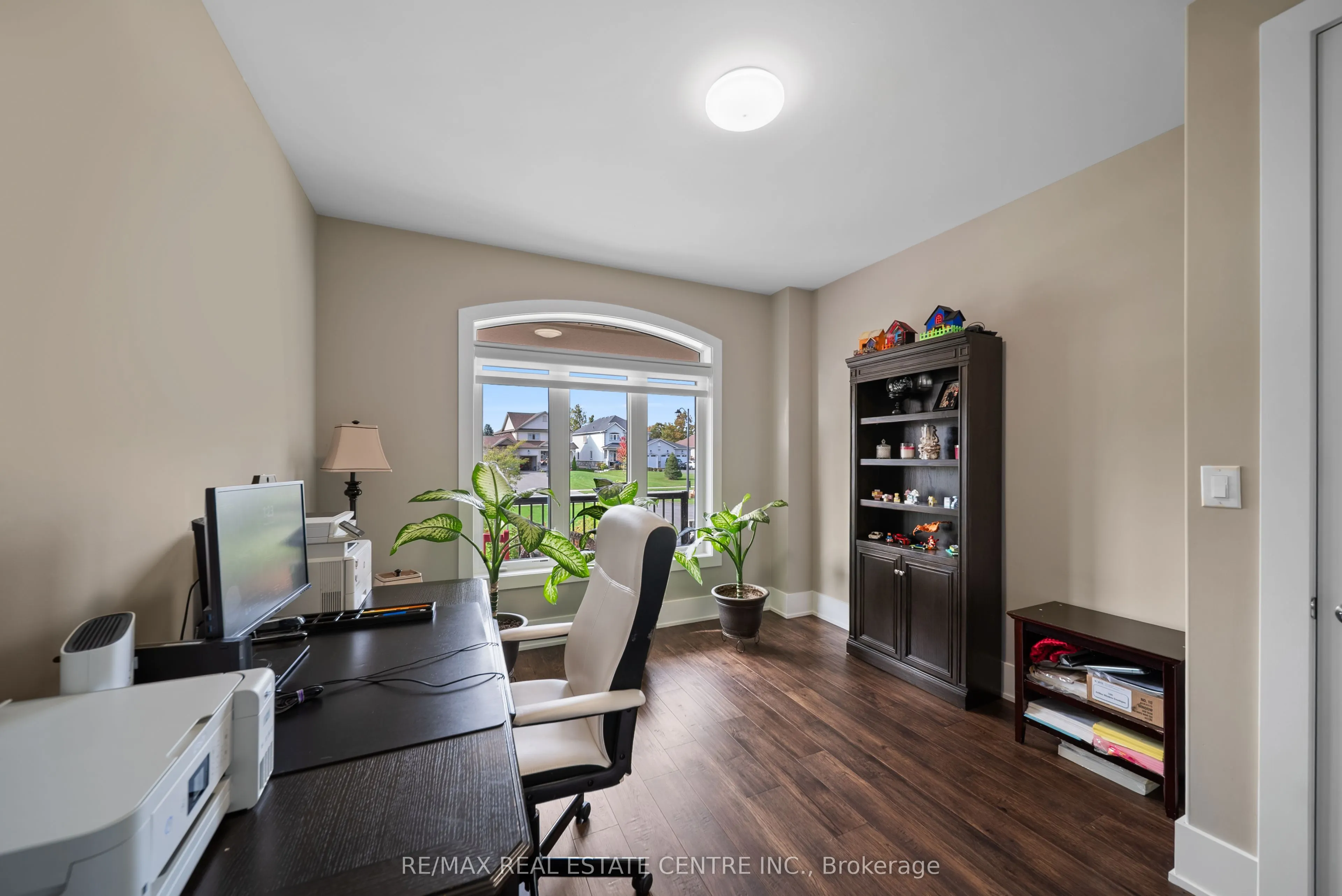 303 Sunnybrae Avenue