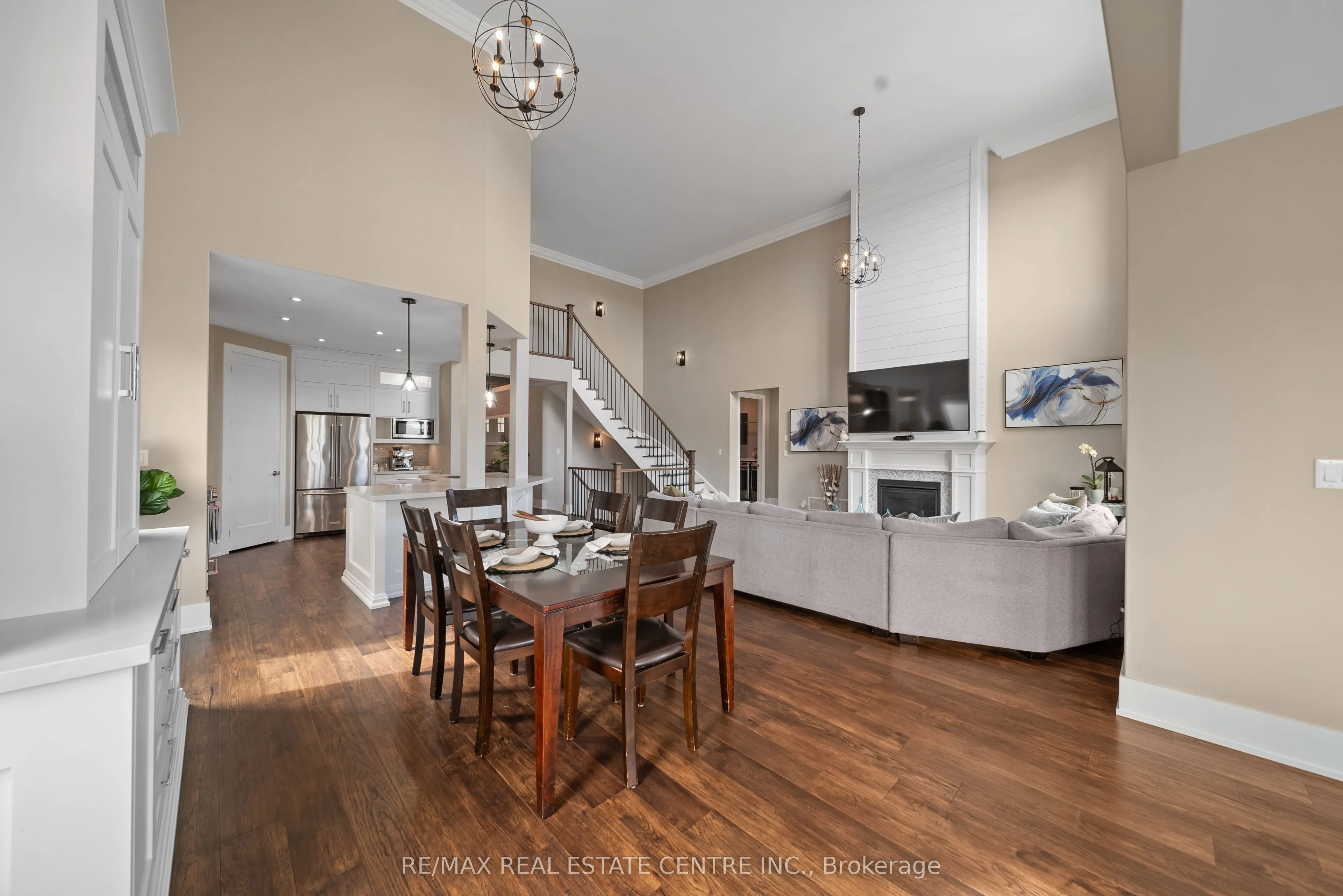 303 Sunnybrae Avenue