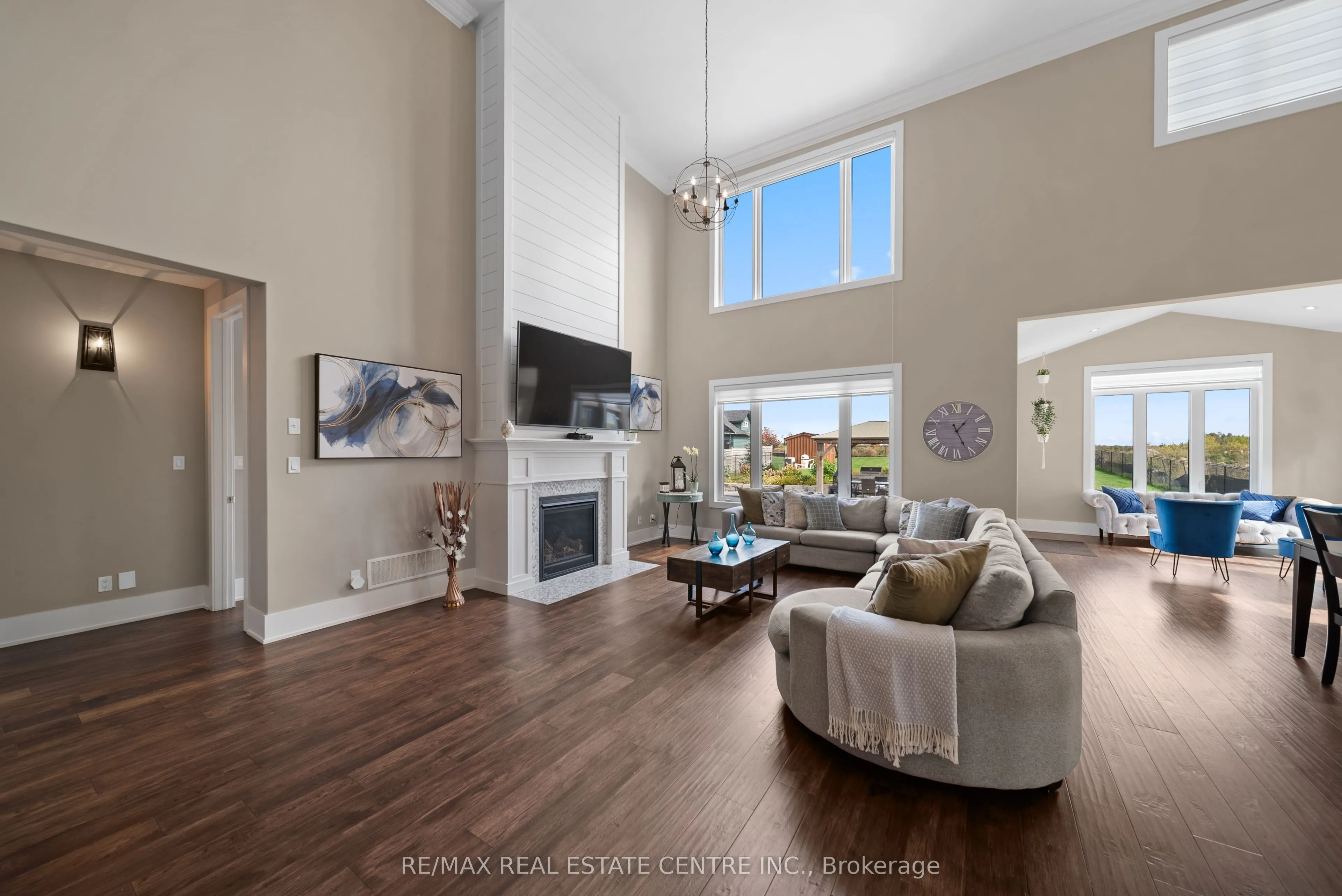 303 Sunnybrae Avenue