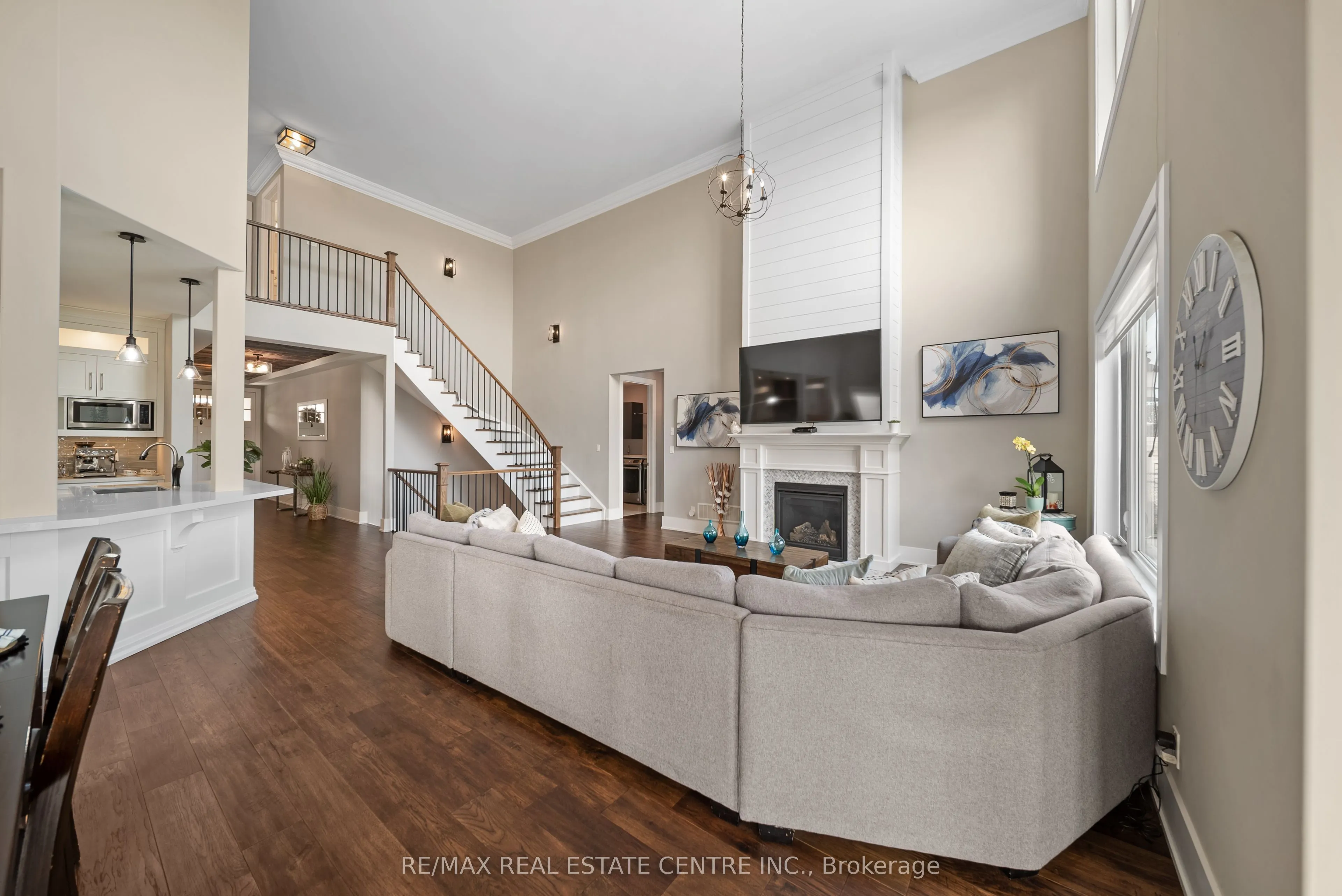 303 Sunnybrae Avenue