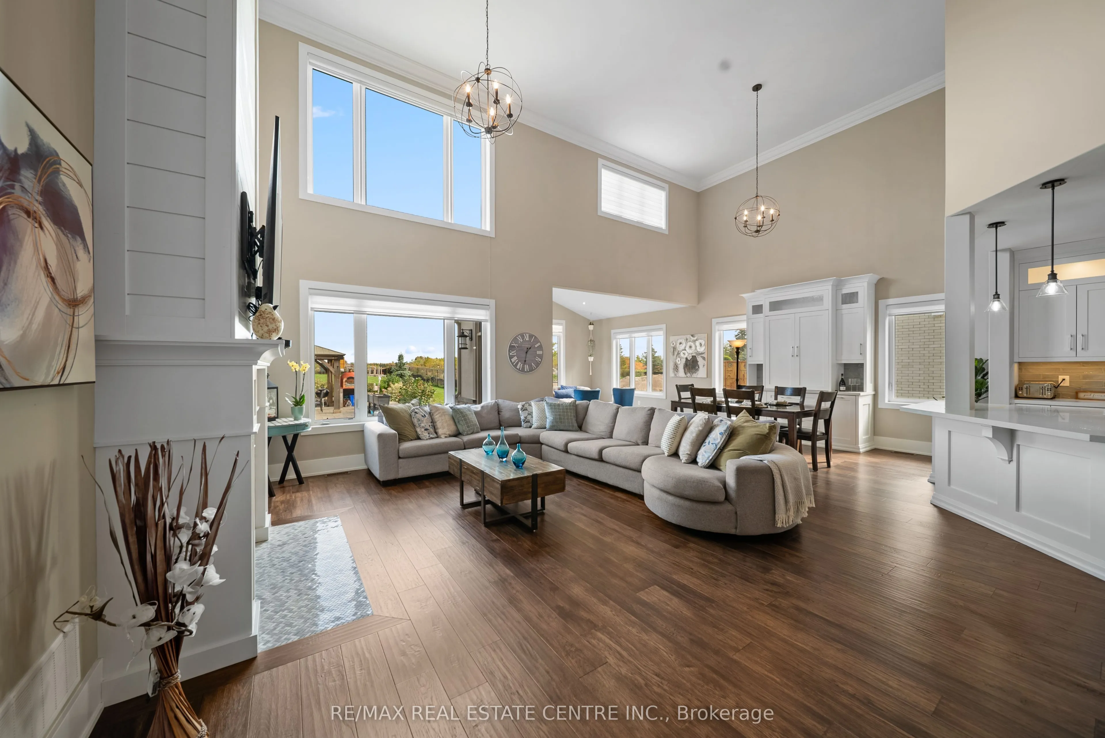 303 Sunnybrae Avenue