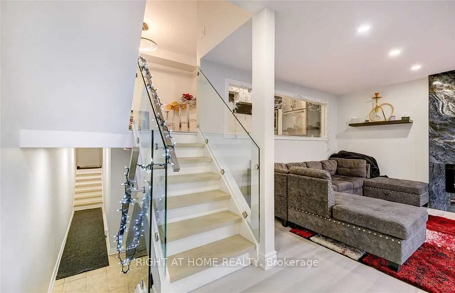 24 Springfair Avenue, #189
