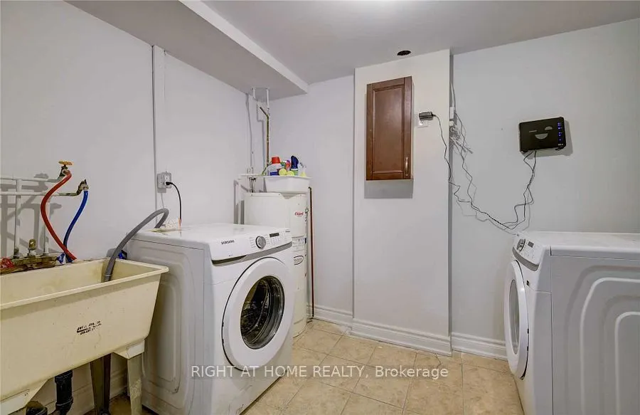 24 Springfair Avenue, #189