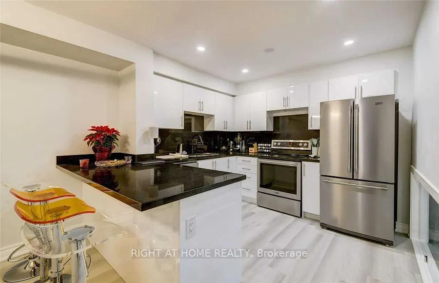 24 Springfair Avenue, #189