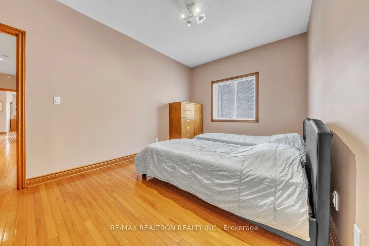 36A Puccini Drive, #Main Floor