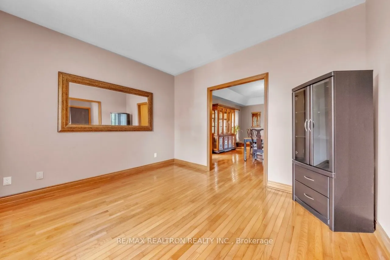 36A Puccini Drive, #Main Floor