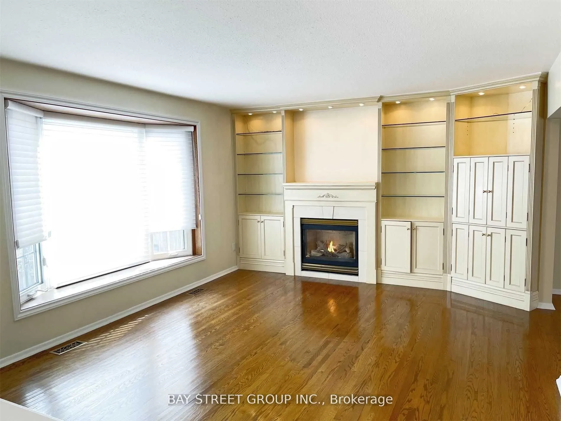 41 Walkerton Drive