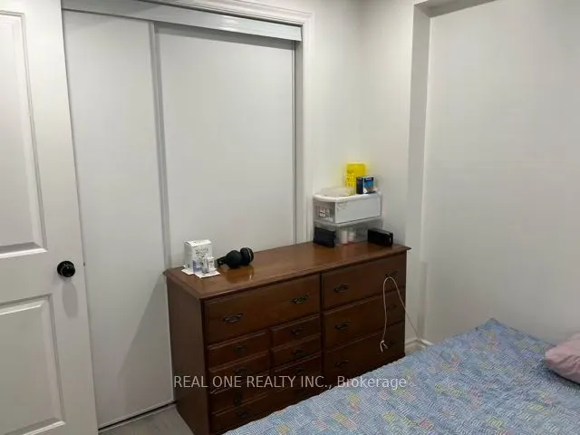238 (Basment) Doubtfire Crescent