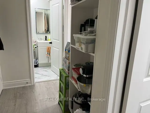 238 (Basment) Doubtfire Crescent