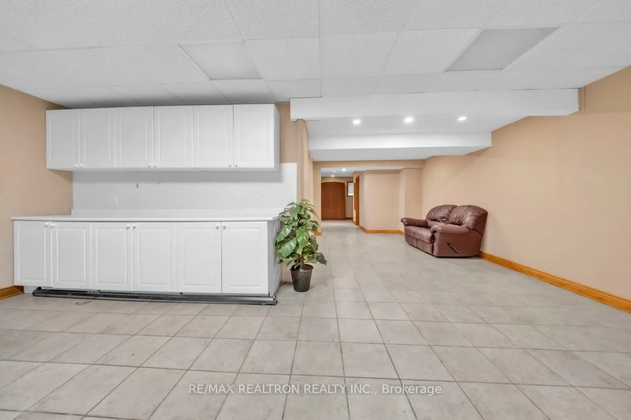 36A Puccini Drive, #Basement