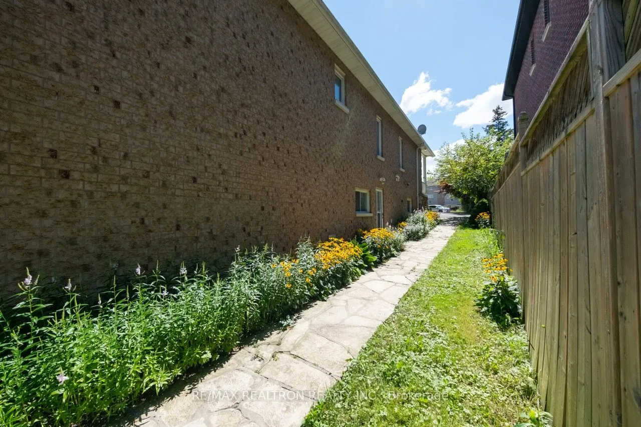 36A Puccini Drive, #Basement
