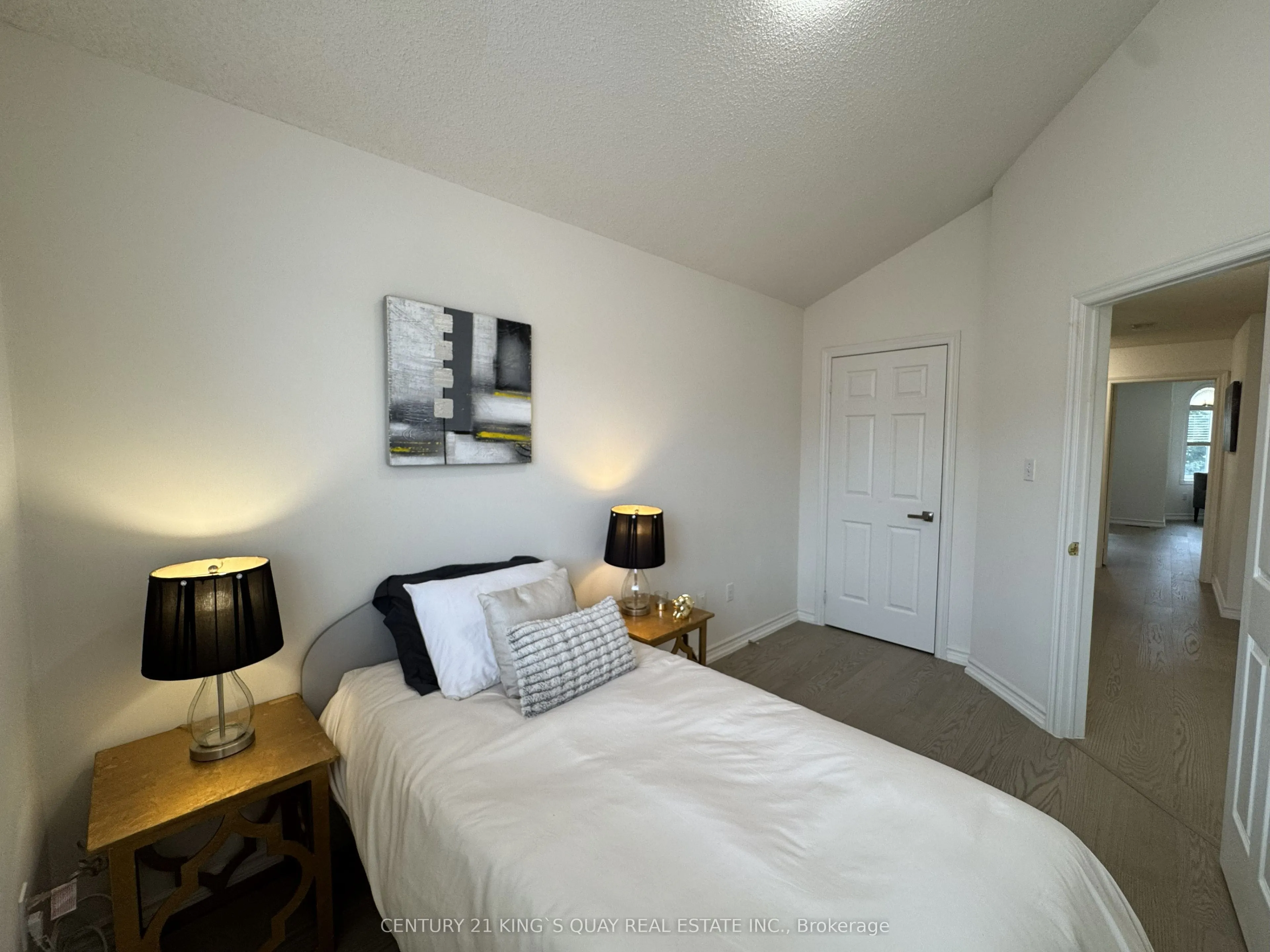 114 Greensboro Drive S