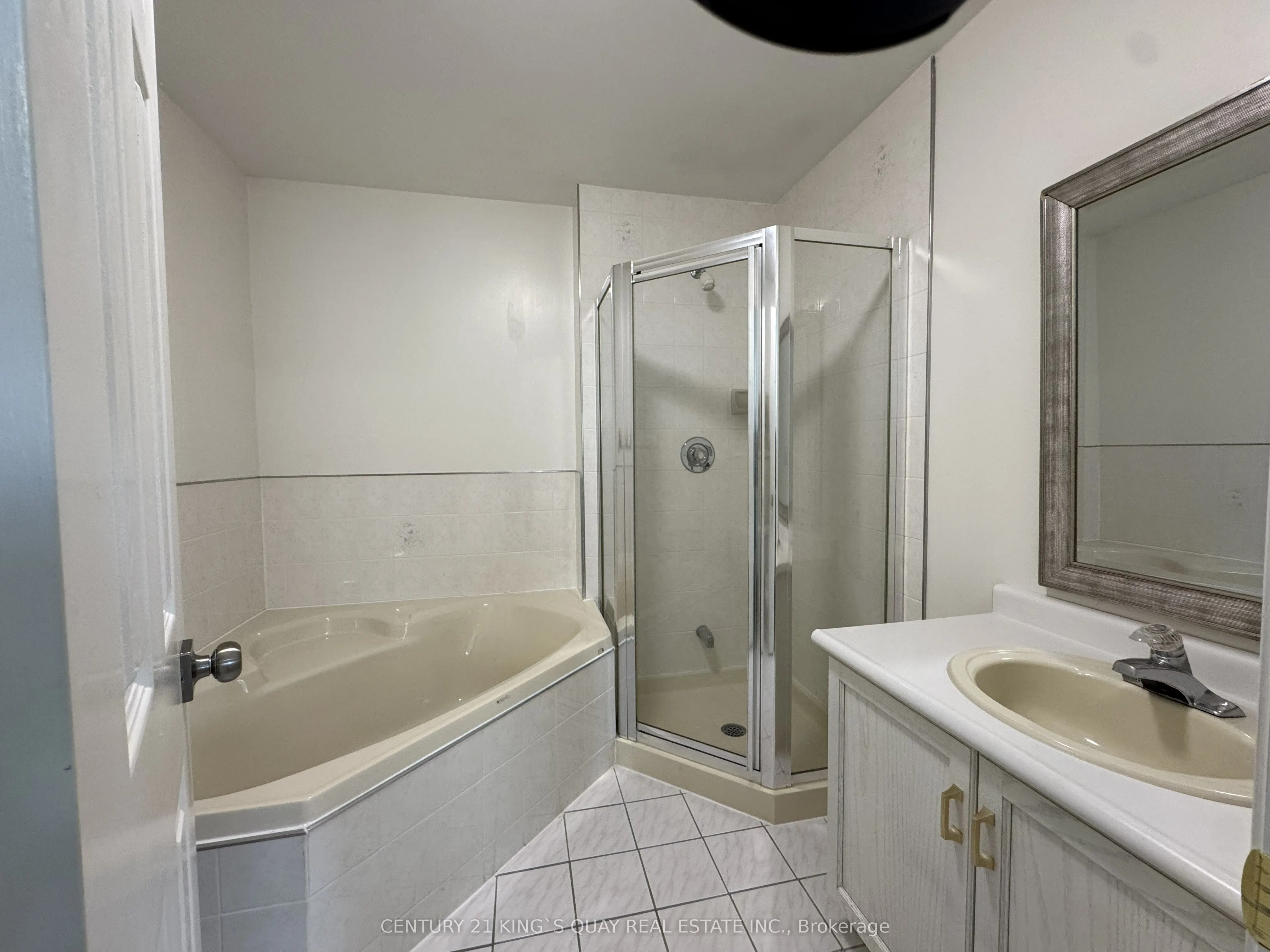 114 Greensboro Drive S