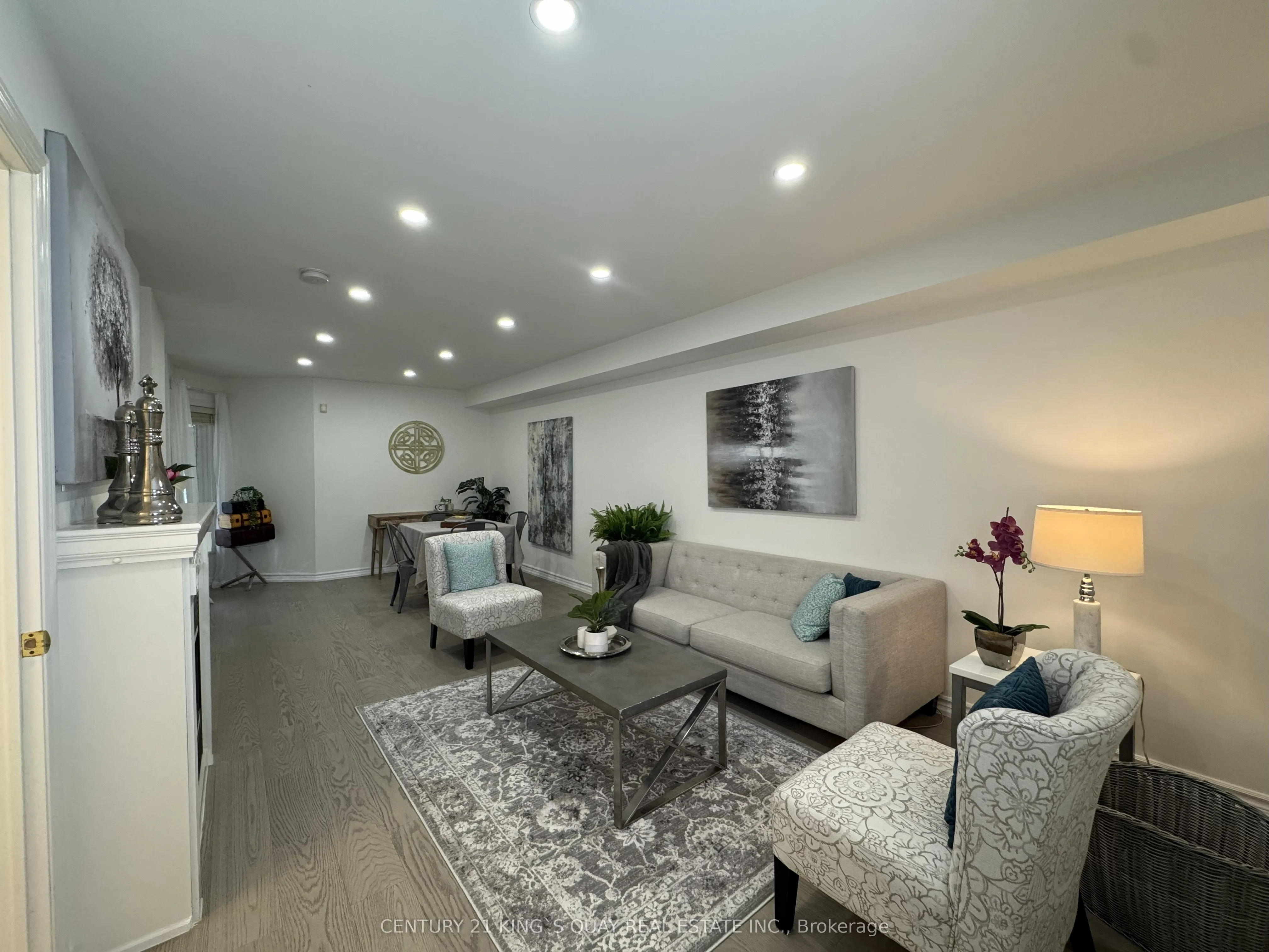 114 Greensboro Drive S