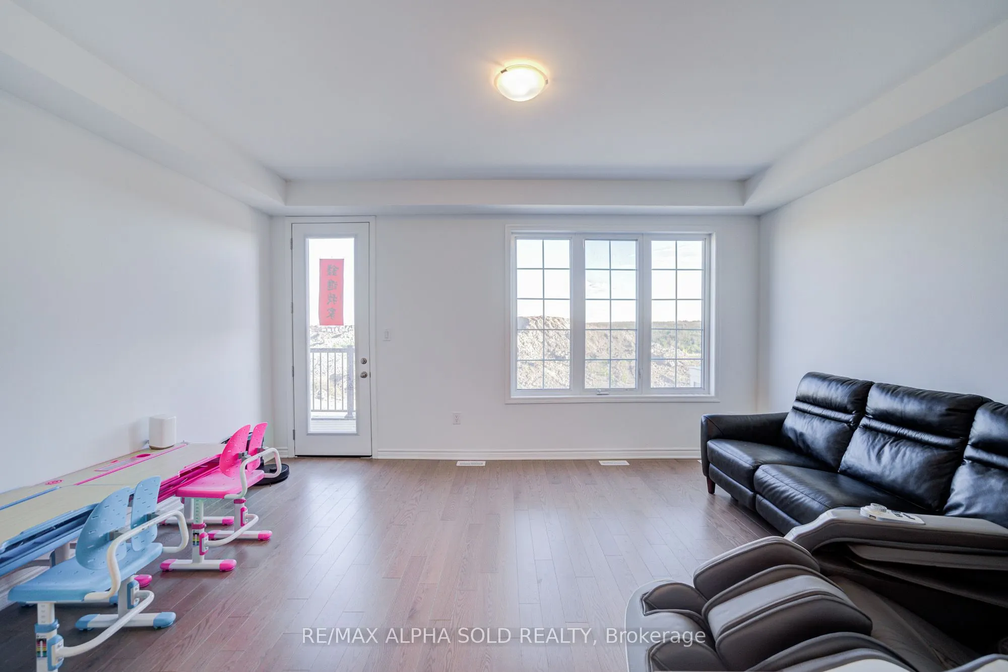 40 Azure Drive