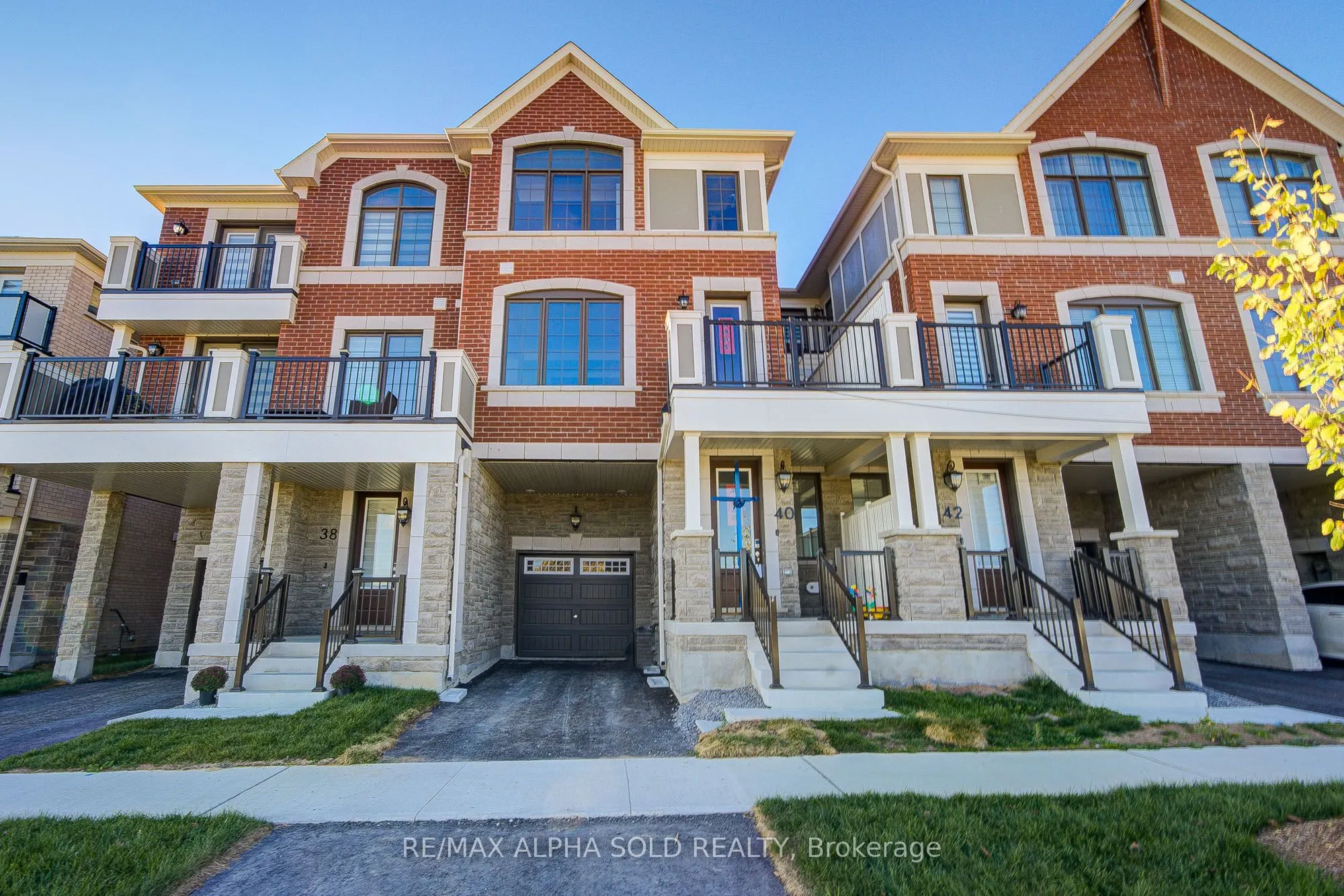 40 Azure Drive
