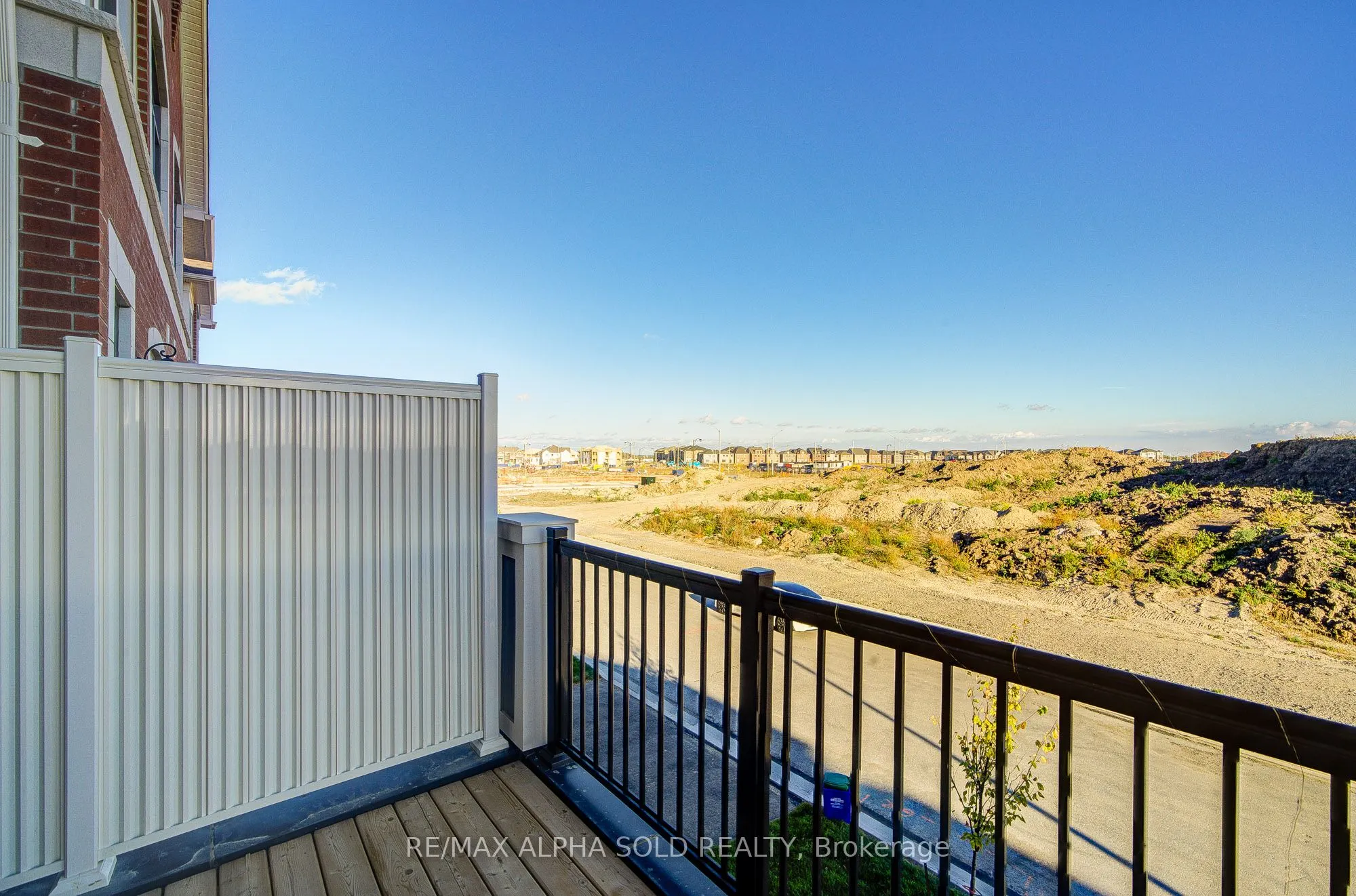 40 Azure Drive