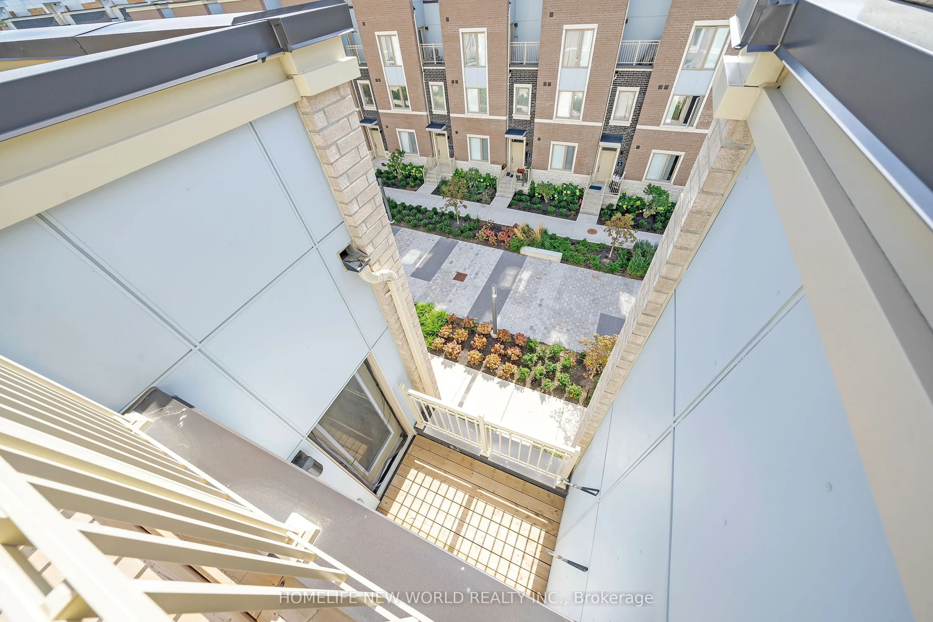 30 Almond Blossom Mews, #112