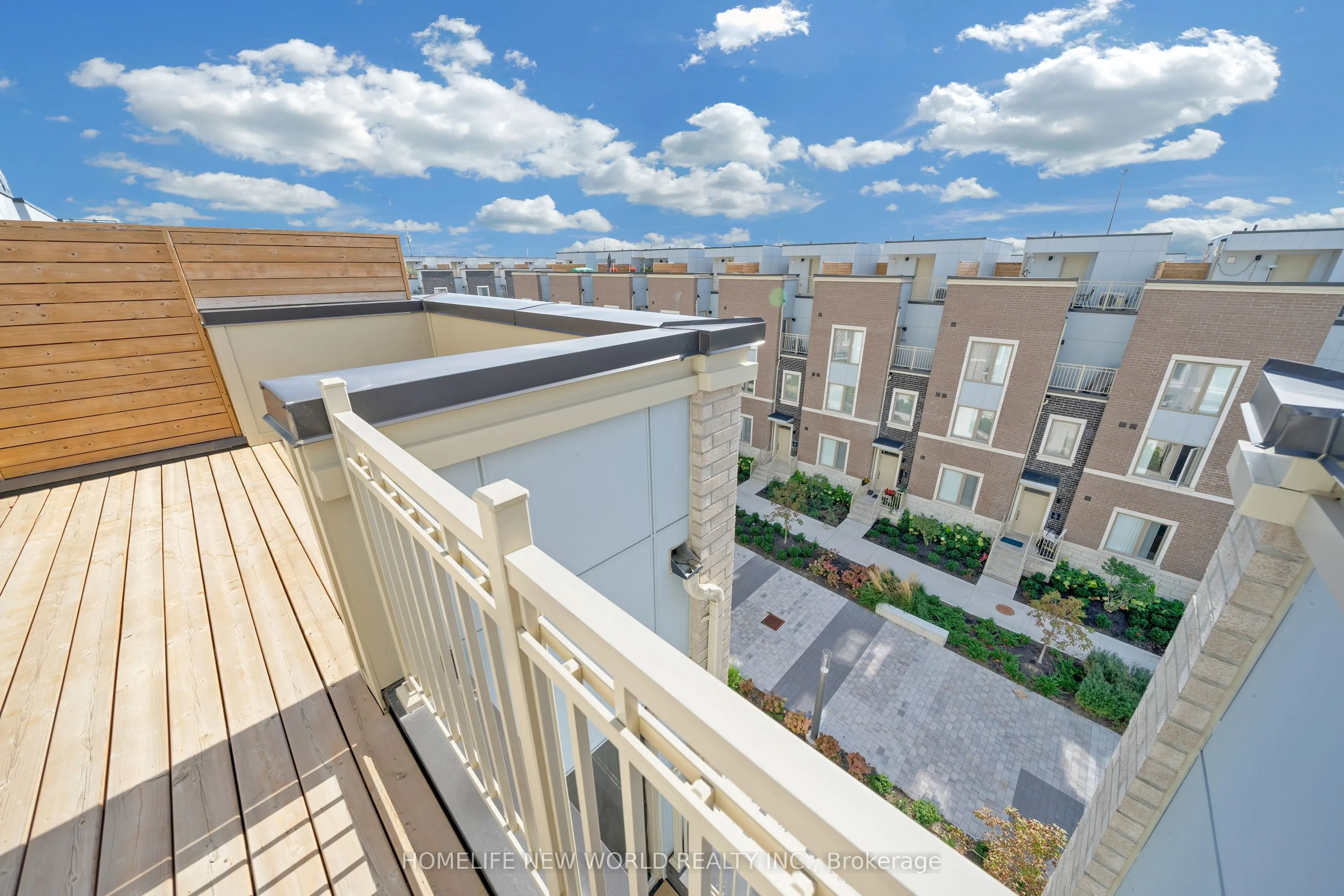 30 Almond Blossom Mews, #112