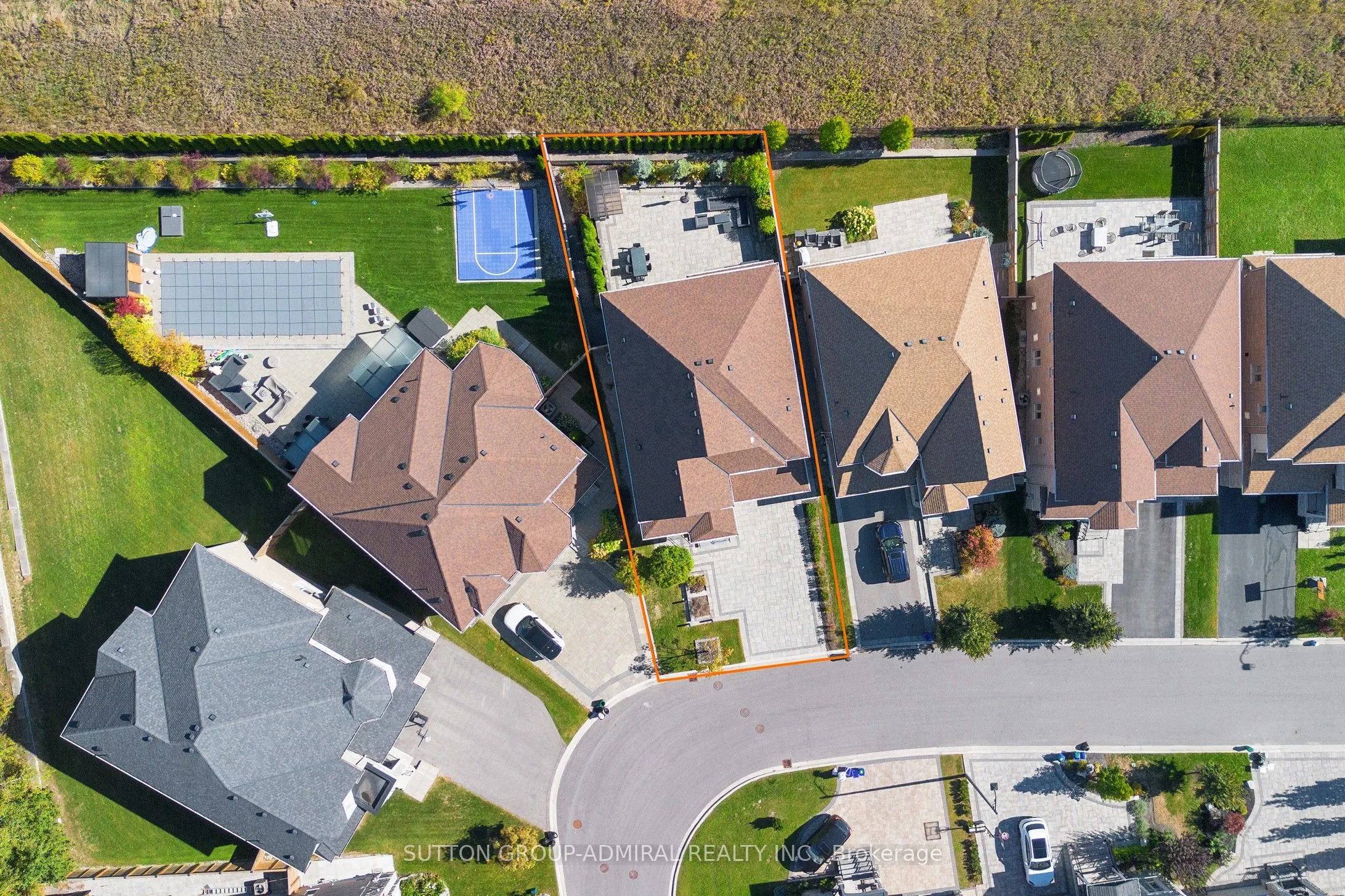 37 Cedarpoint Court