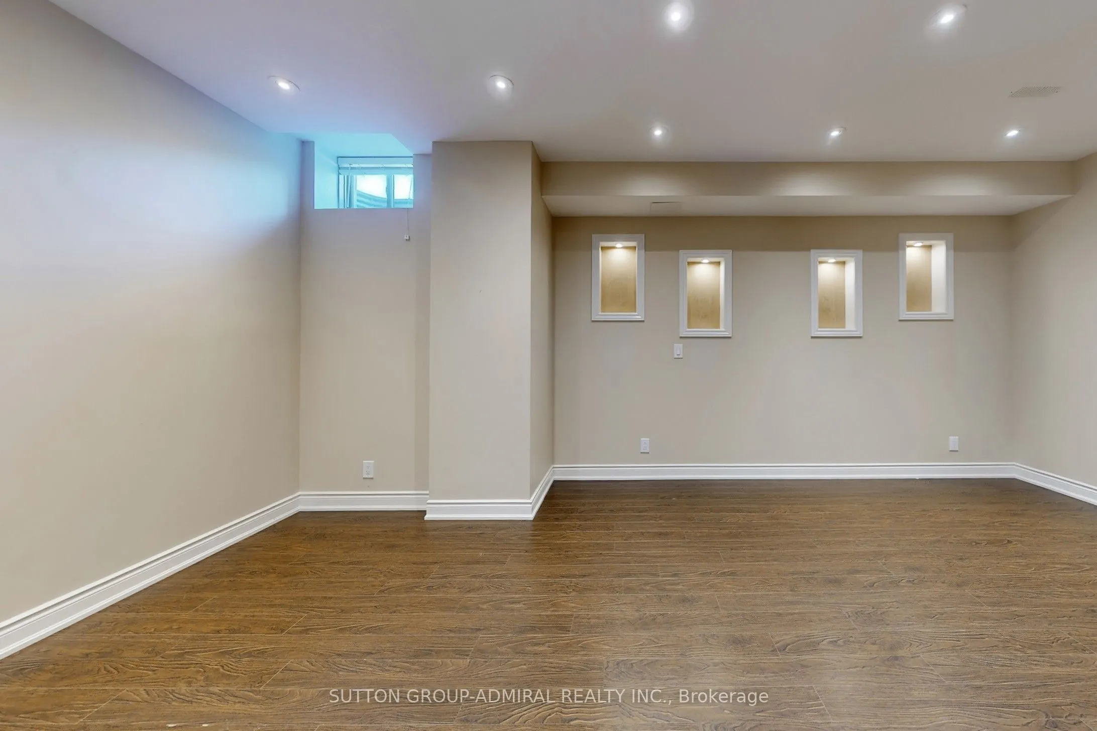 37 Cedarpoint Court