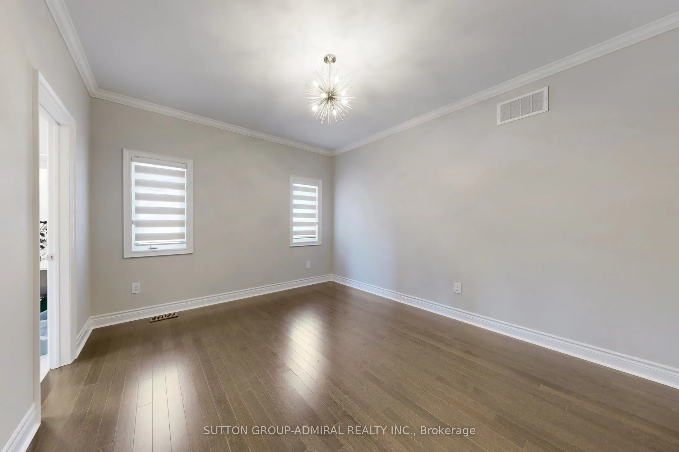 37 Cedarpoint Court