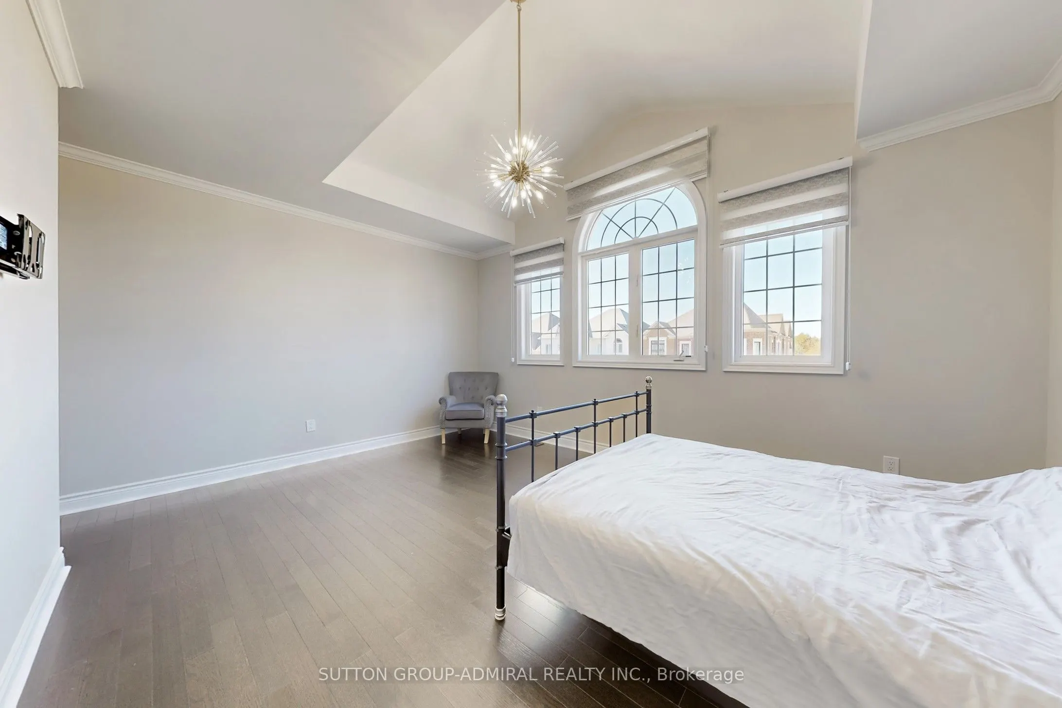 37 Cedarpoint Court