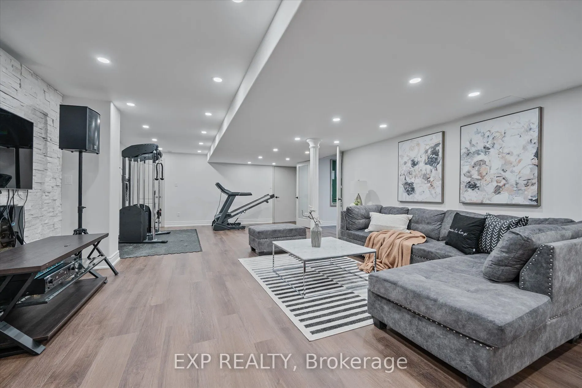 367 Calvert Road