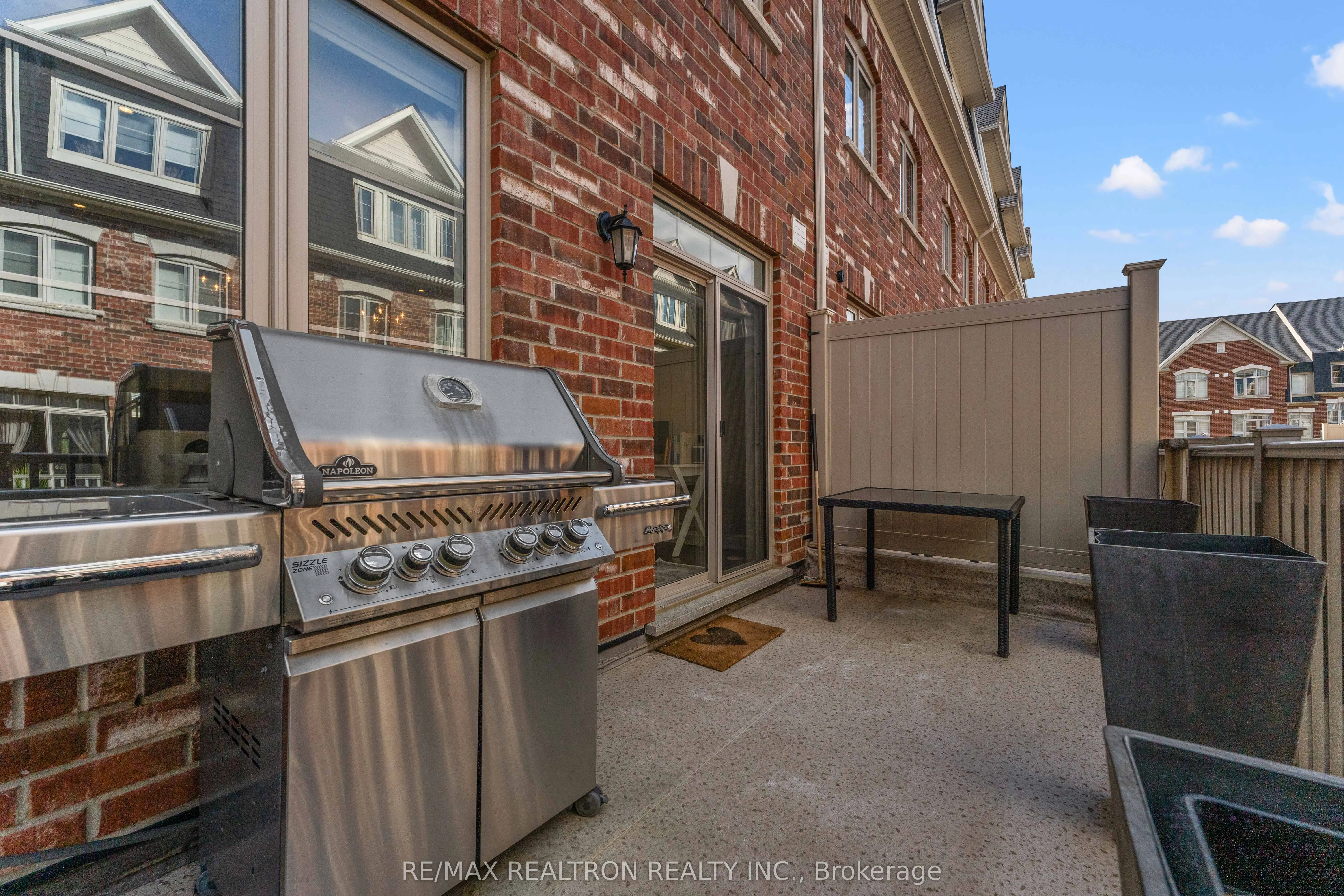 1331 Major Mackenzie Drive, #30