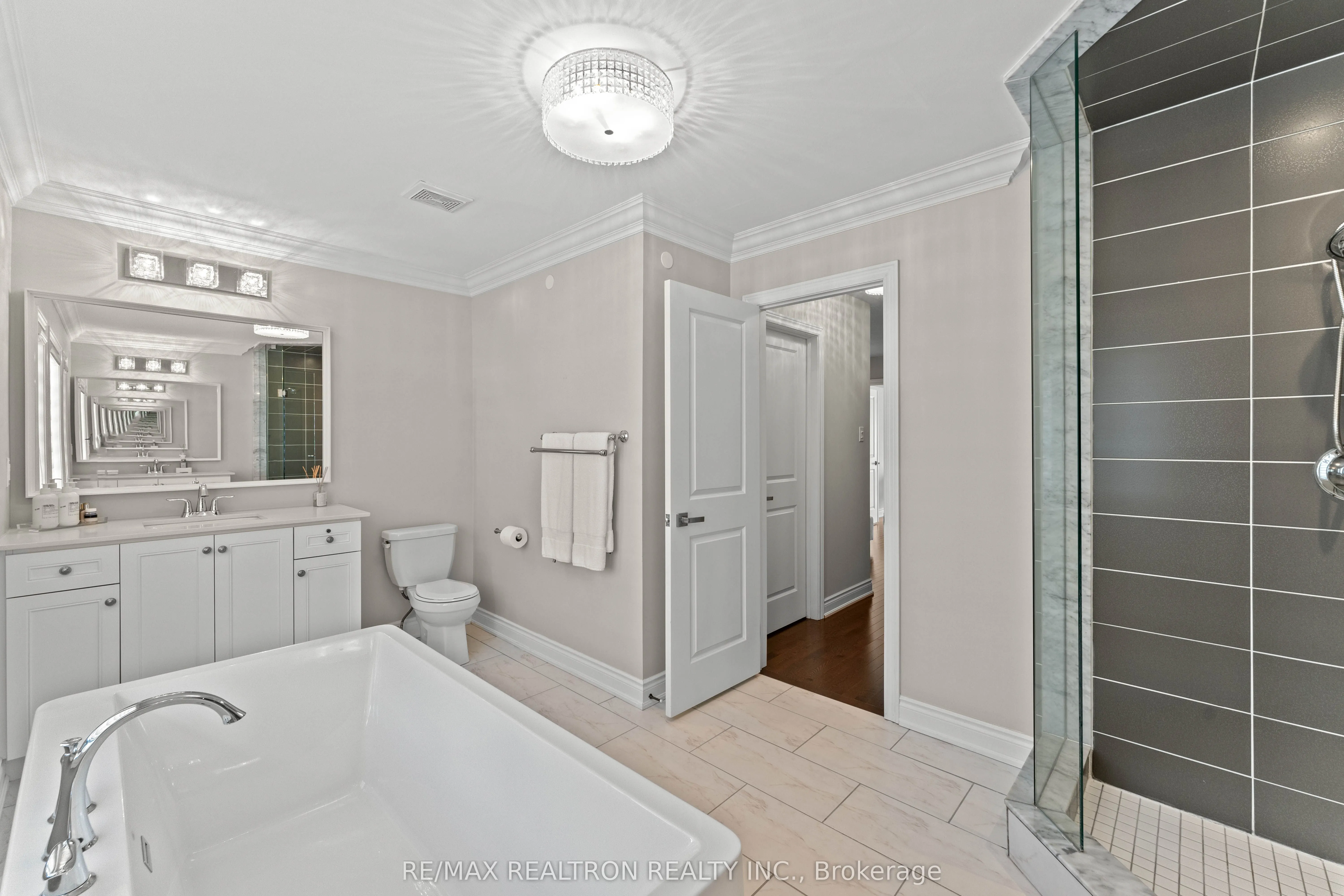1331 Major Mackenzie Drive, #30