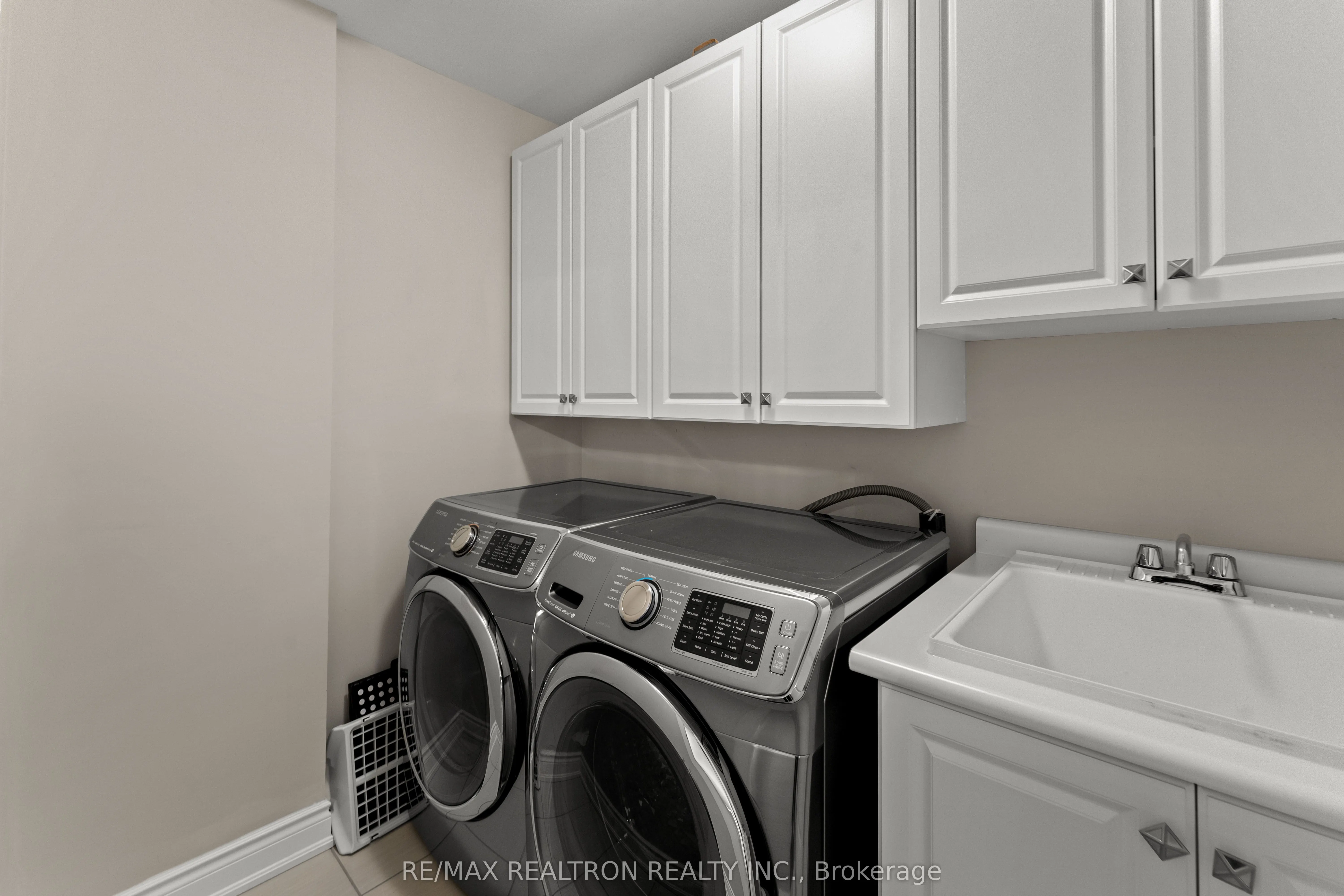 1331 Major Mackenzie Drive, #30