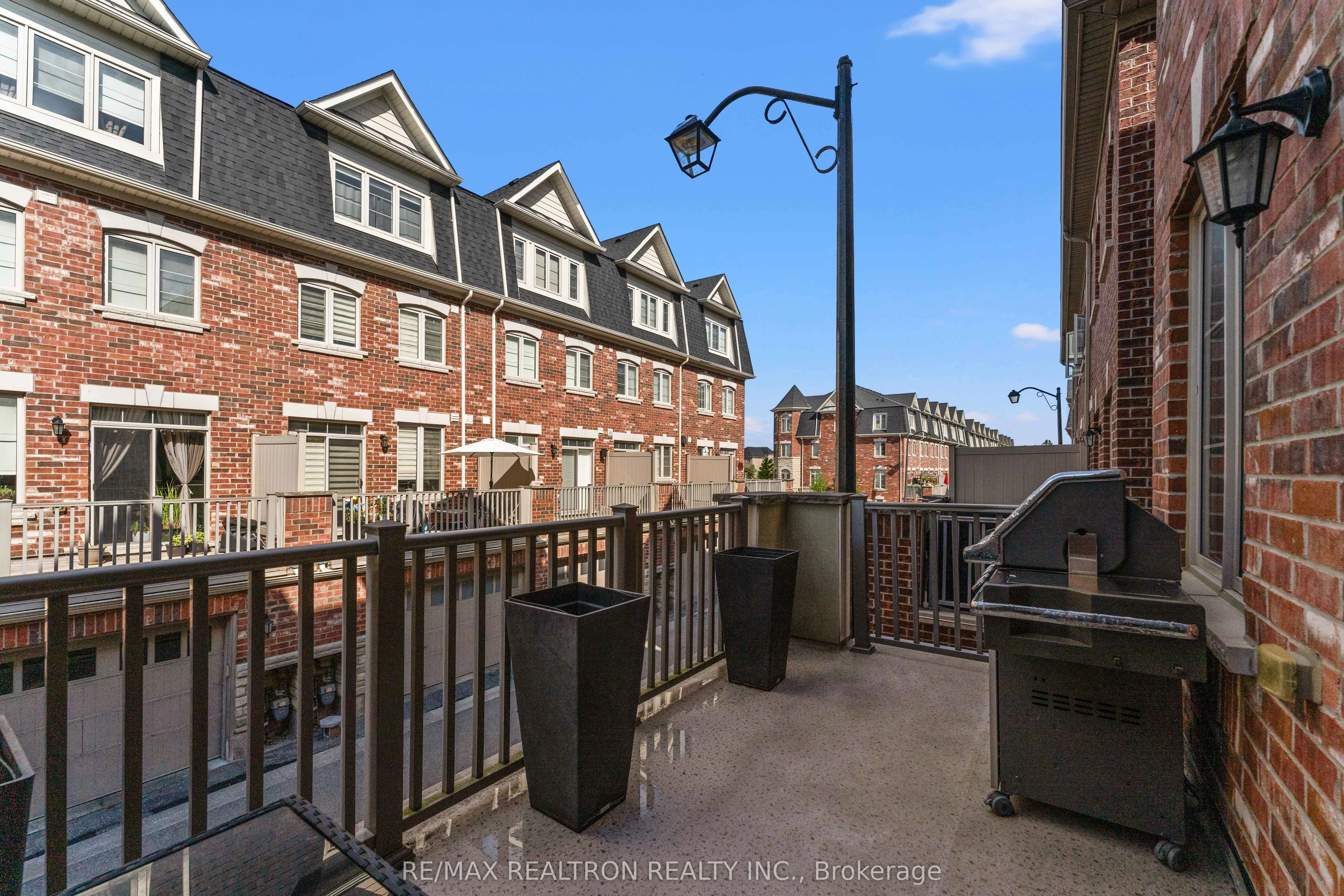 1331 Major Mackenzie Drive, #30