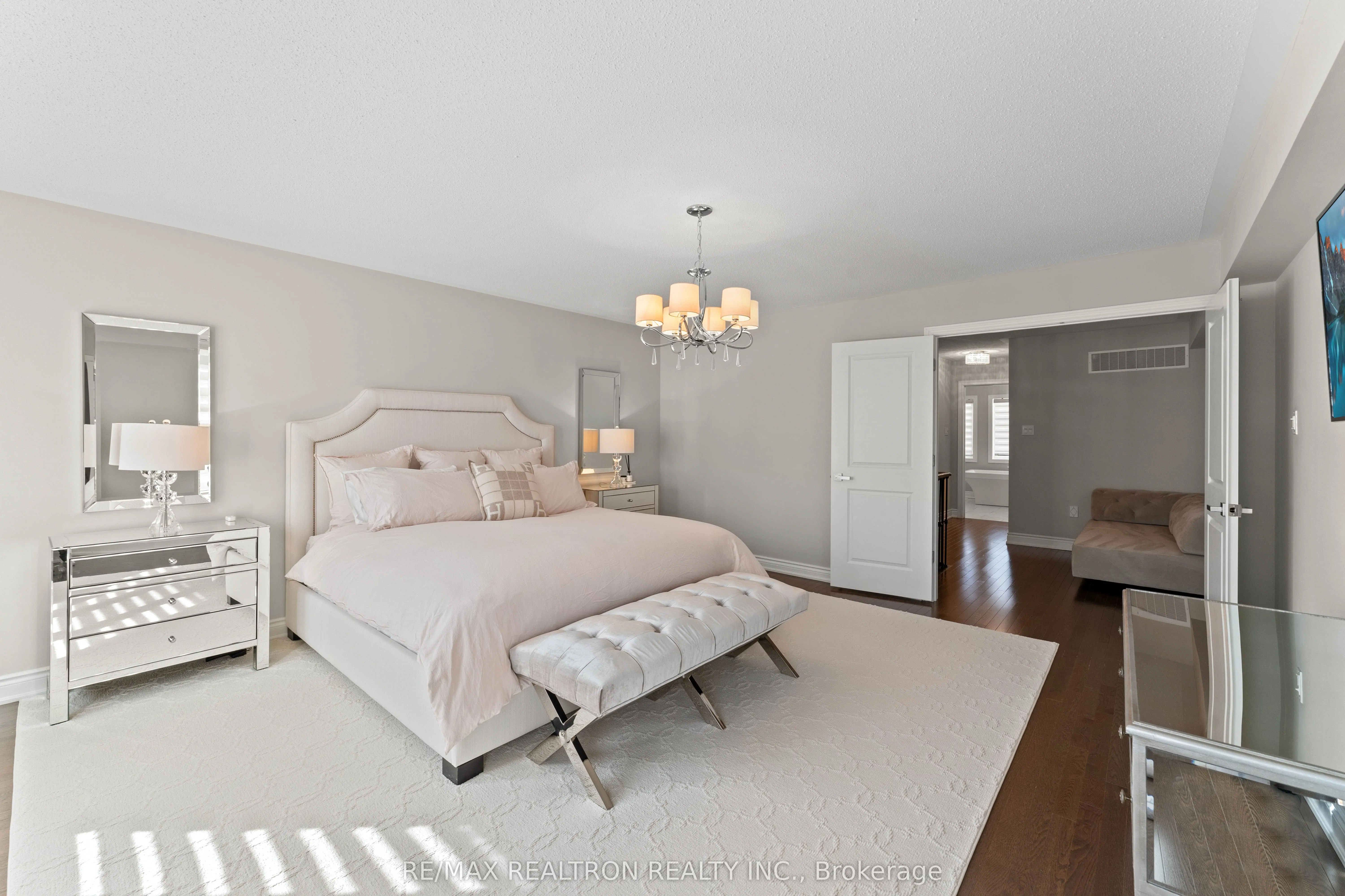 1331 Major Mackenzie Drive, #30